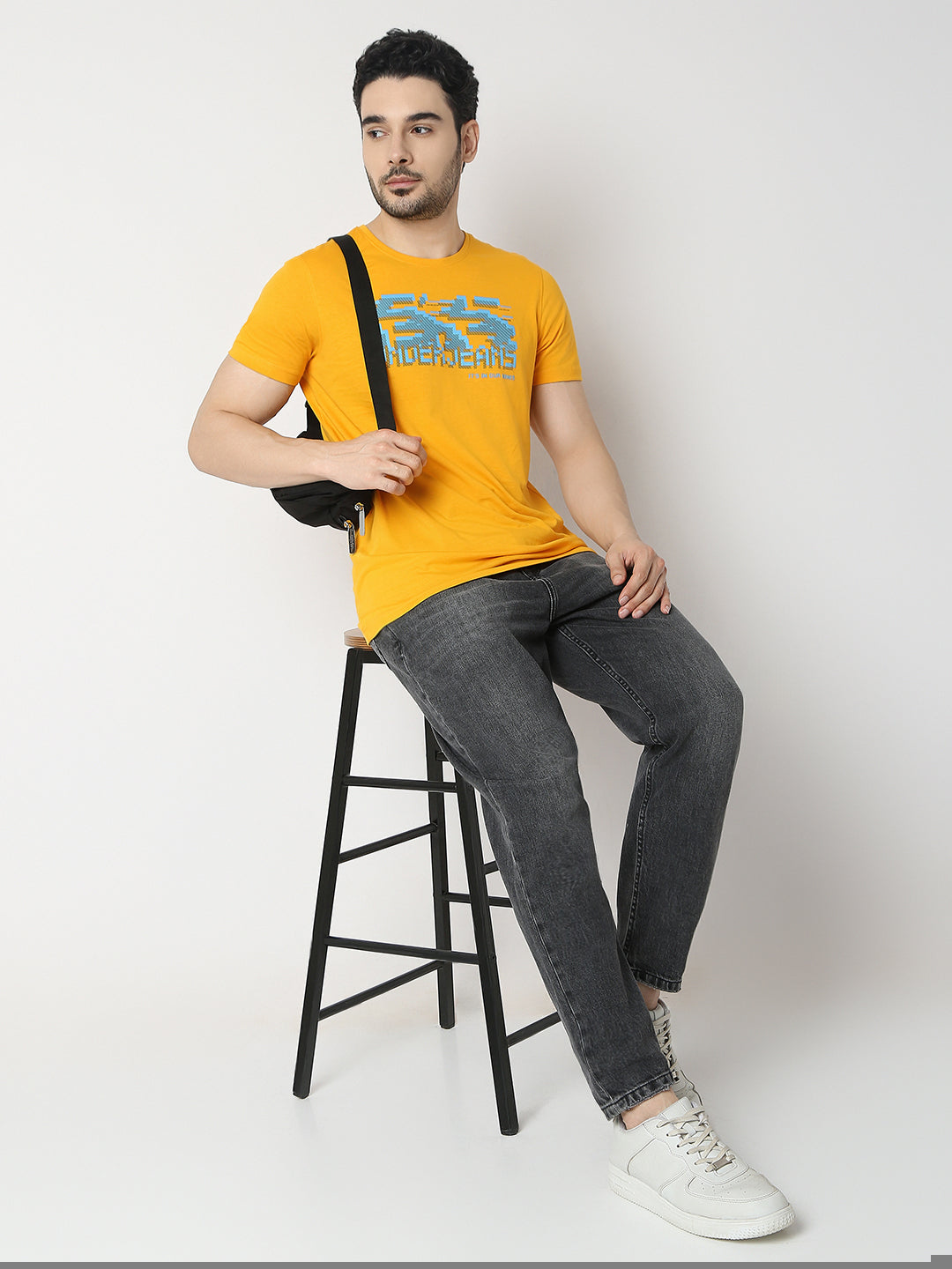 Underjeans by Spykar Men Chrome Yellow T-Shirt