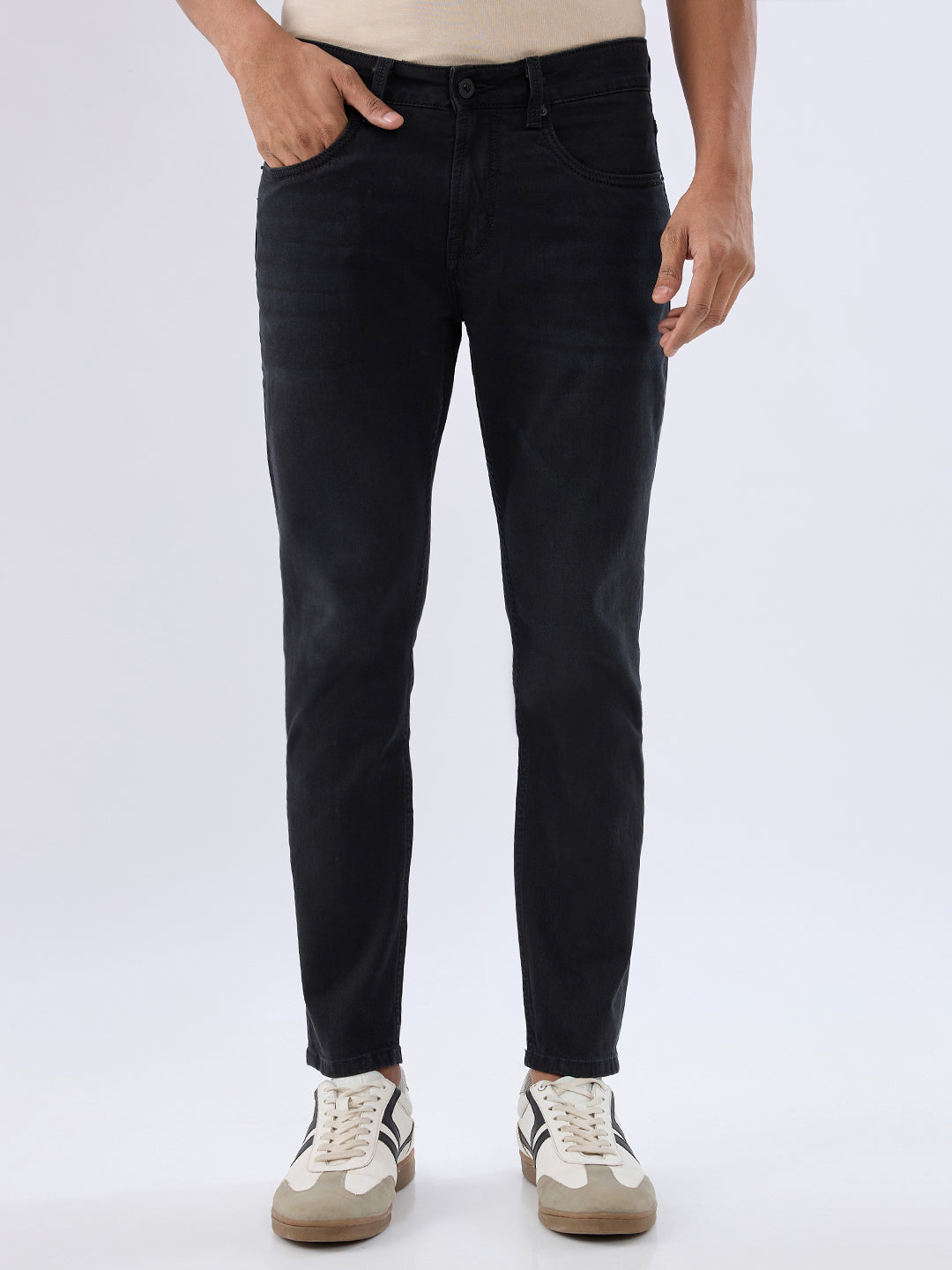 Spykar Black Slim Fit Mid Rise Jeans For Men