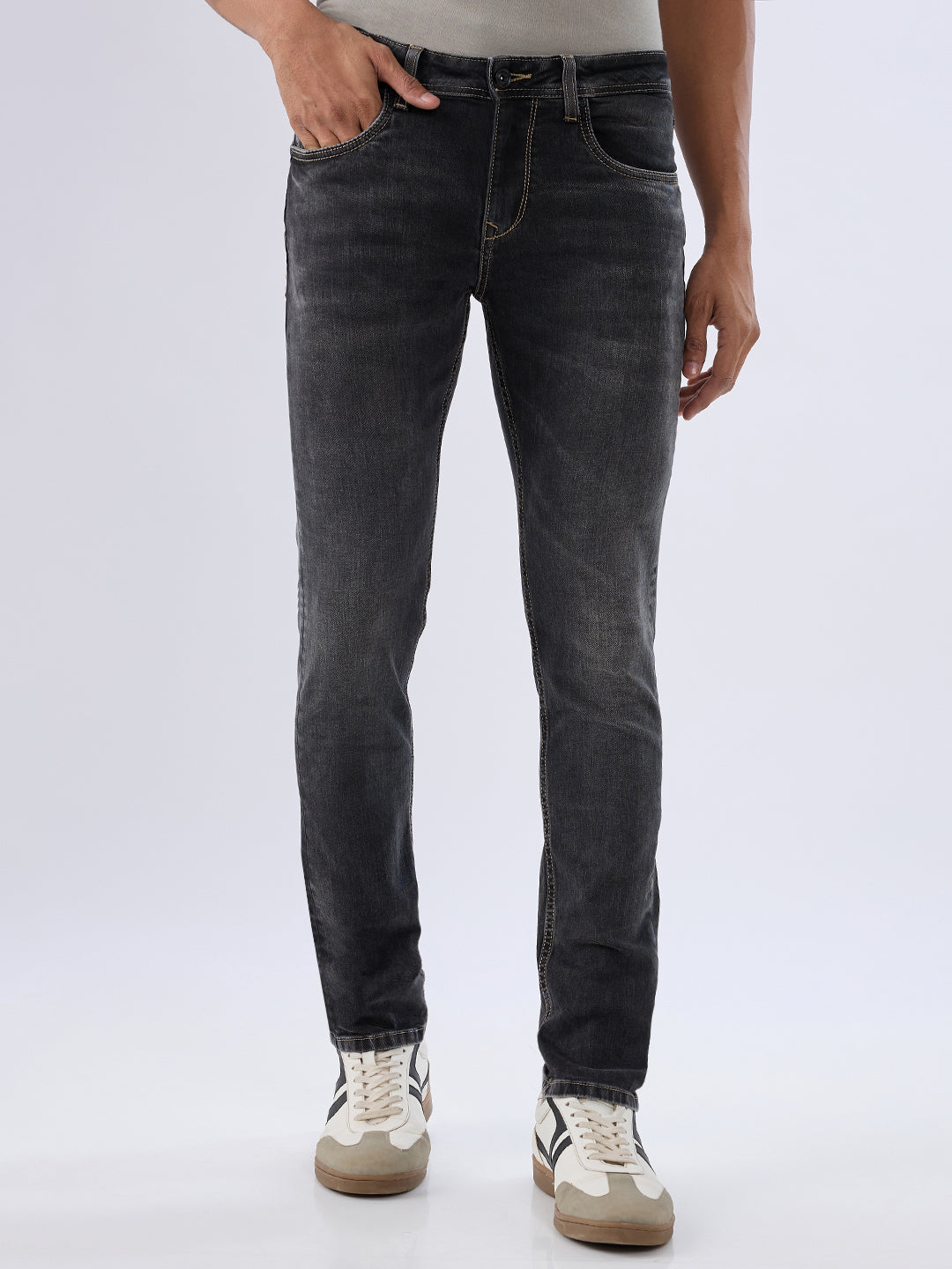 Spykar Carbon Black Slim Fit Low Rise Jeans For Men