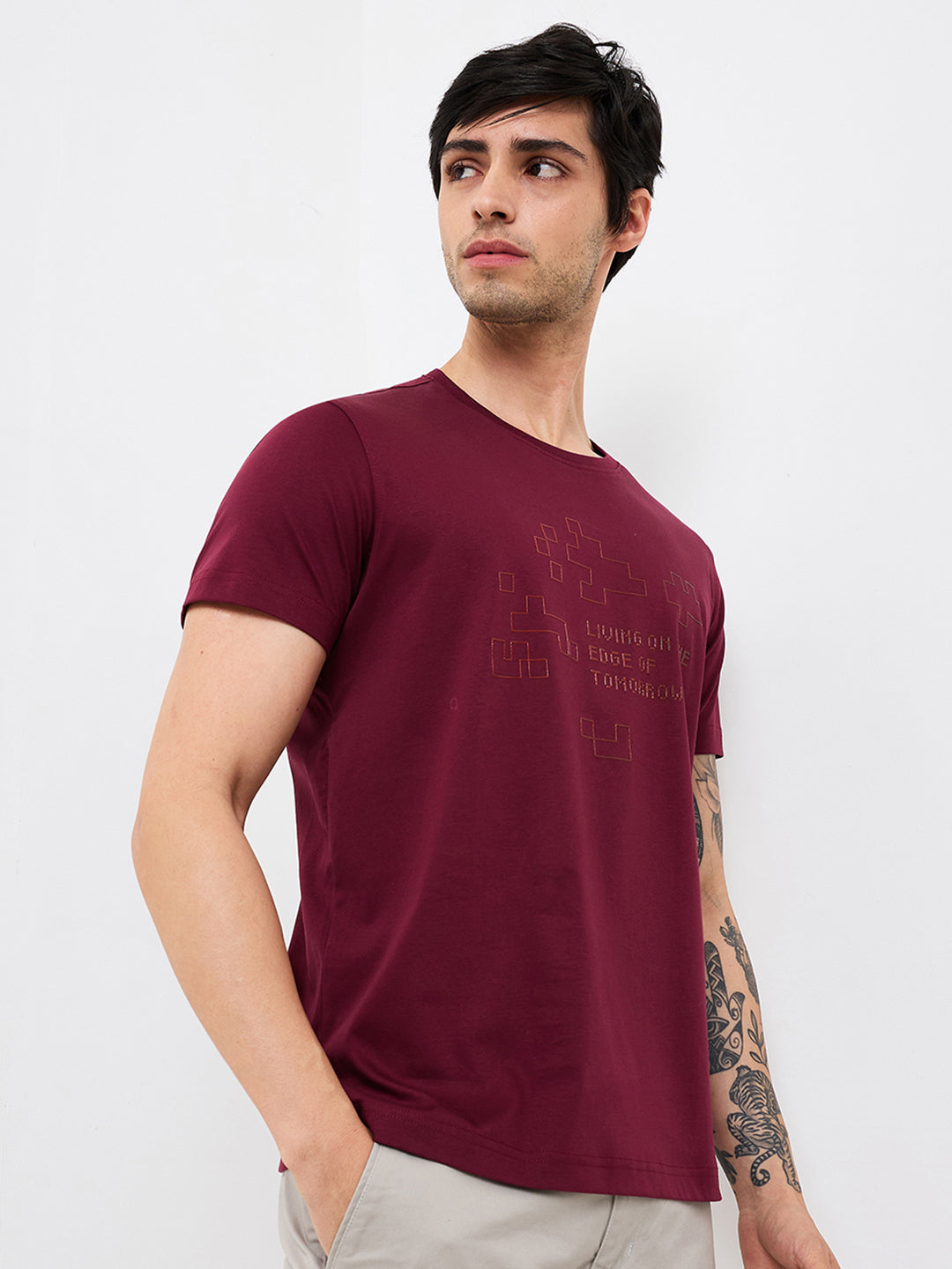Spykar Red Slim Fit Solid Half Sleeve T-Shirt For Men