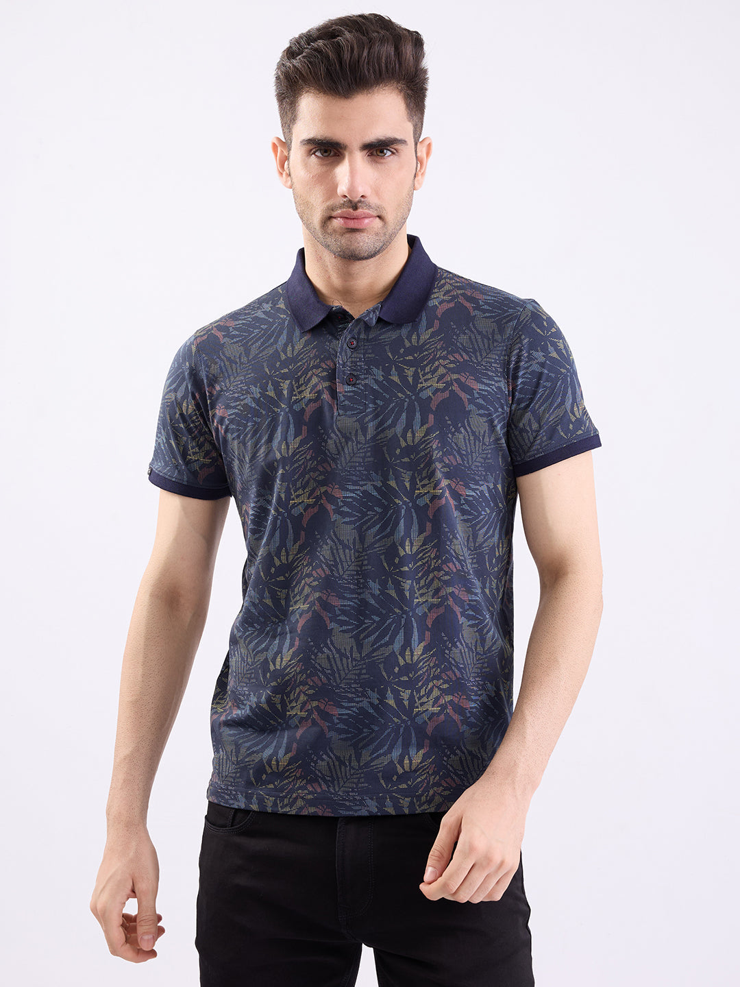 Spykar Black Slim Fit Casual T-Shirt For Men