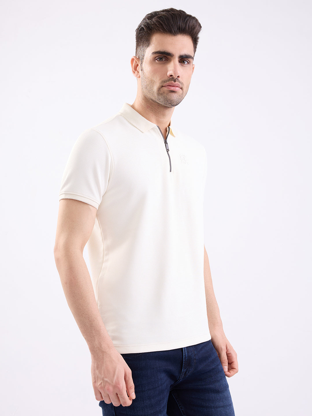 Spykar Off White Slim Fit Casual T-Shirt For Men