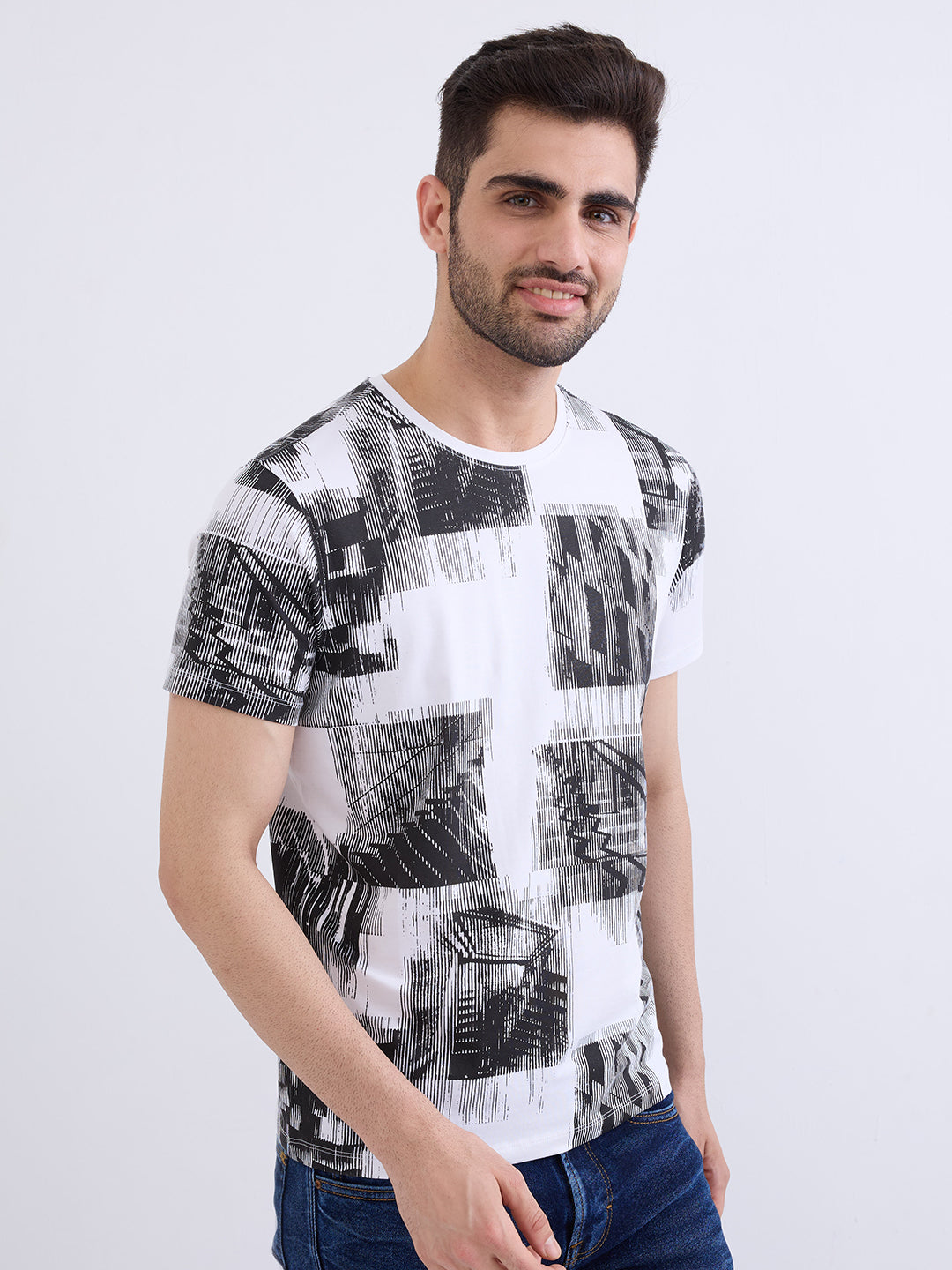 Spykar White Slim Fit Casual T-Shirt For Men