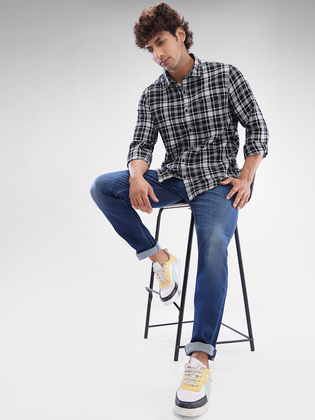 Spykar Black Cotton Full Sleeve Raised Collar Shirt For Men