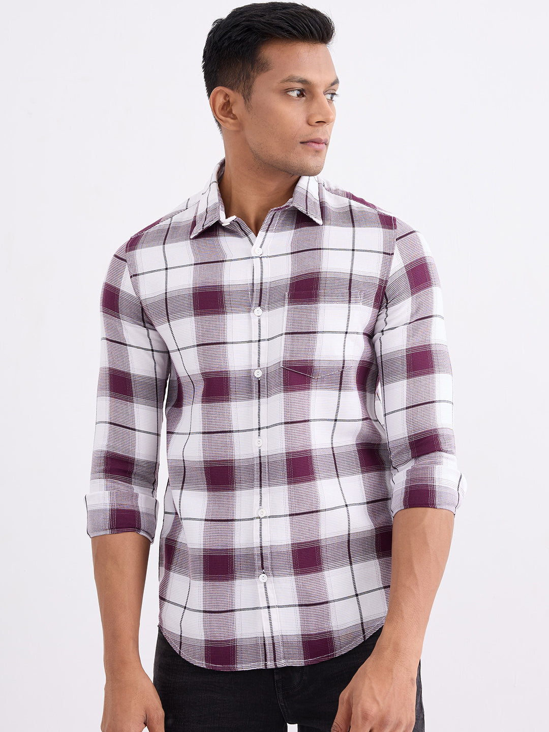 Spykar Plum Red Slim Fit Casual Shirts For Men