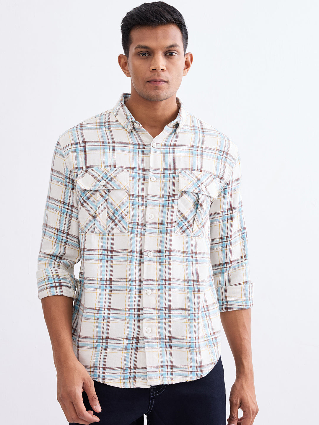 Spykar Off White Comfort Fit Casual Shirts For Men