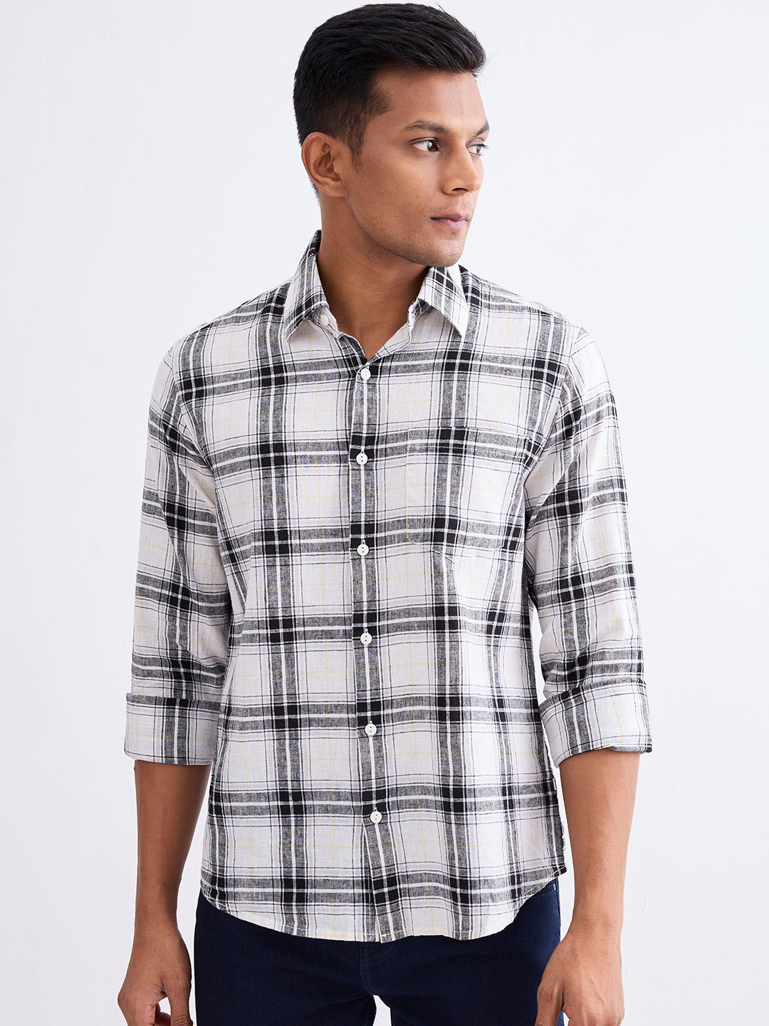 Spykar White Slim Fit Casual Shirts For Men