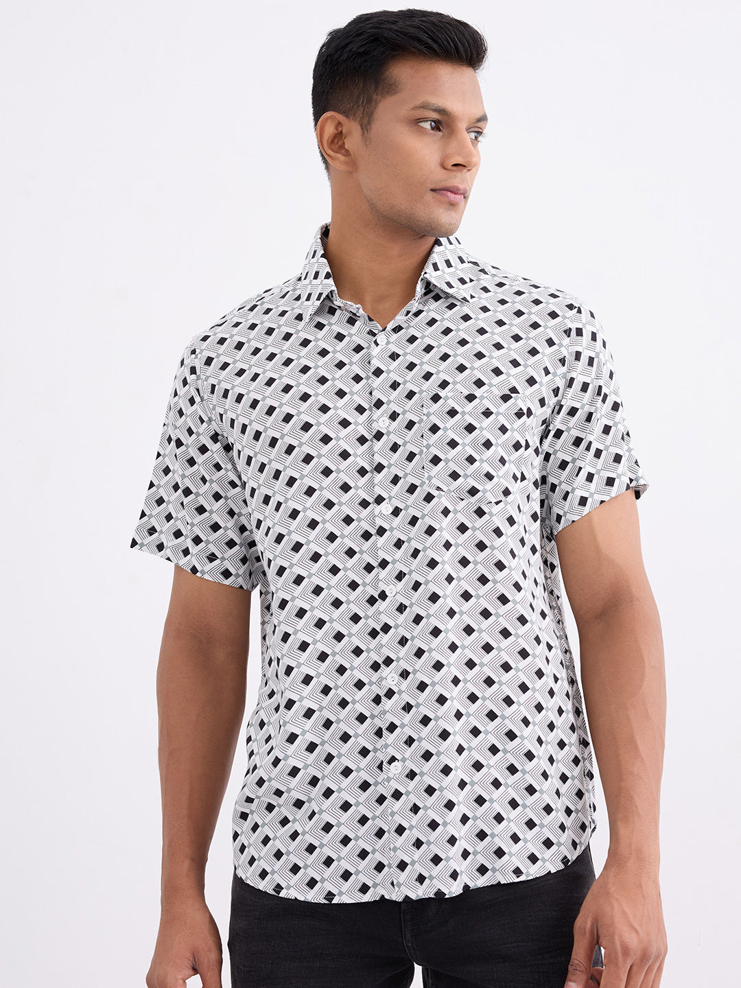 Spykar White Slim Fit Casual Shirts For Men