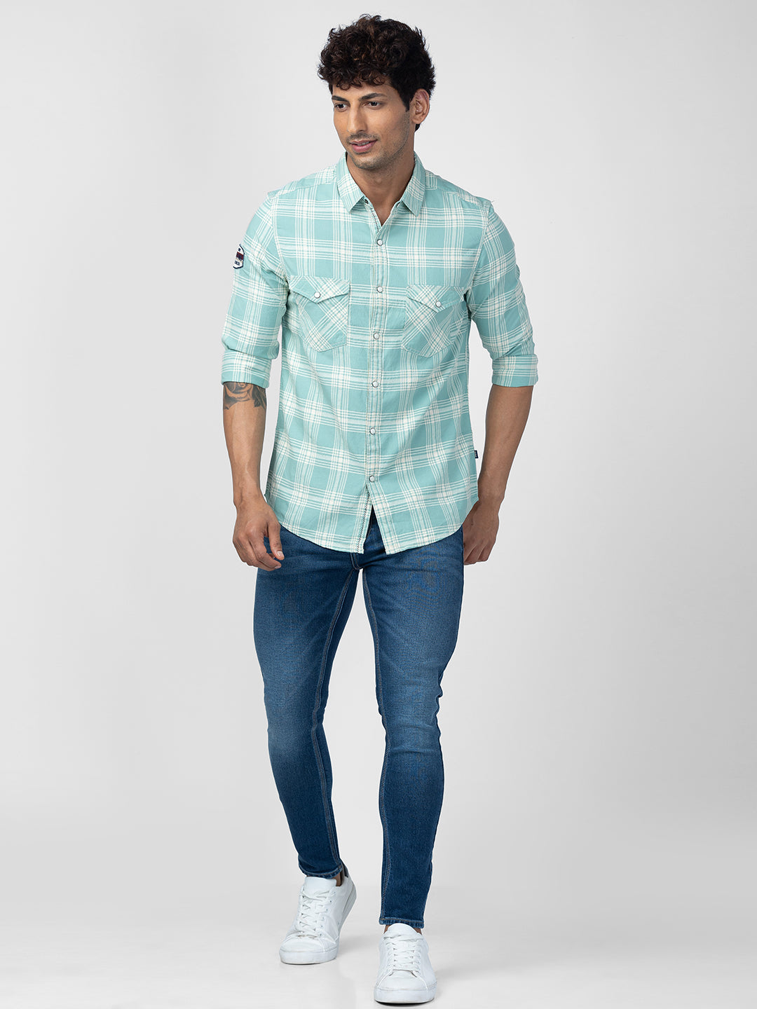 Spykar Men Sage Green Cotton Slim Fit Checkered Shirt