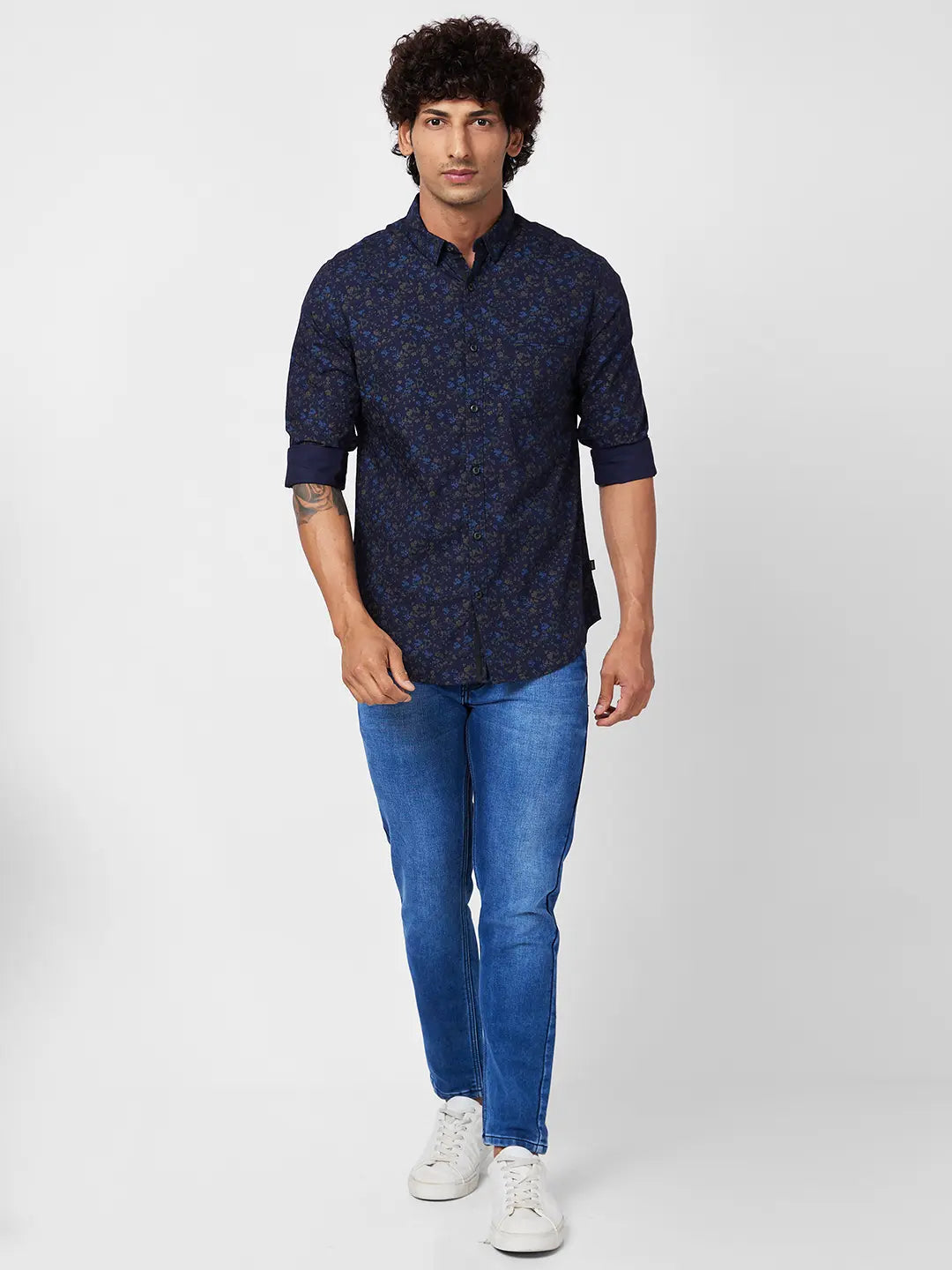 Spykar Men Navy Blue Poplin Slim Fit Full Sleeve Causal Printed Shirt
