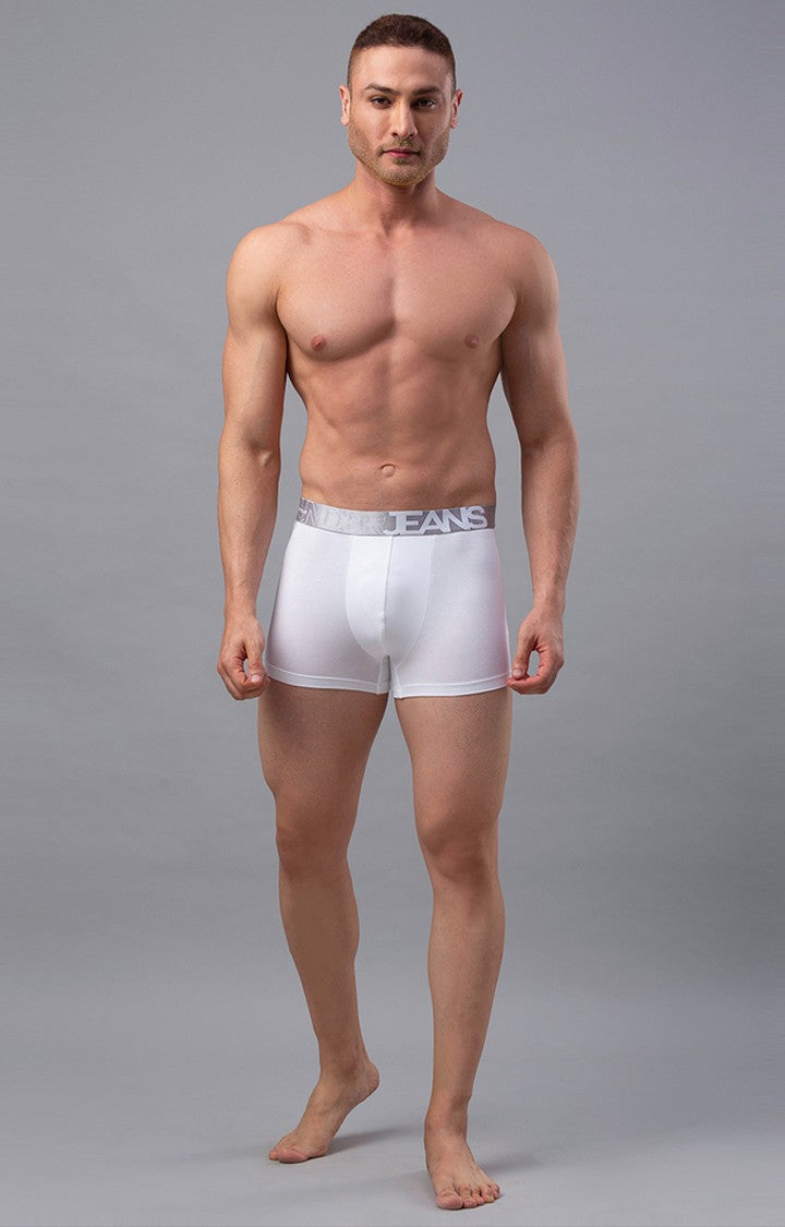 Underjeans By Spykar Men White Solid Trunks