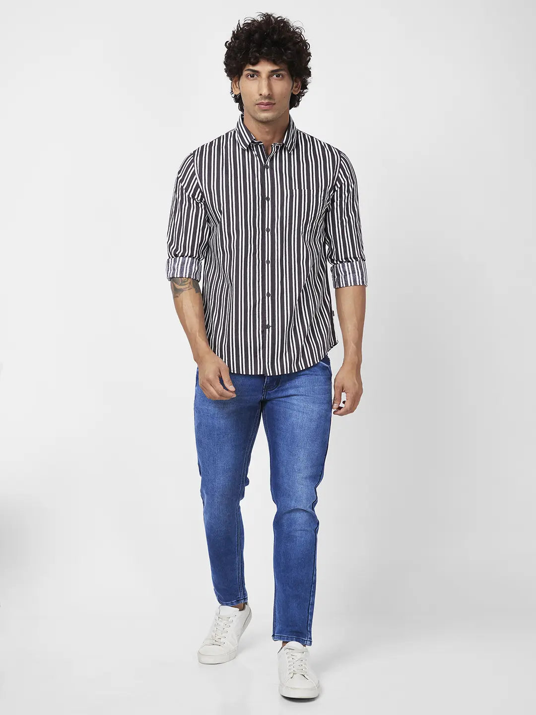 Spykar Men Charcoal Grey Poplin Regular Slim Fit Full Sleeve Casual Striped Shirt