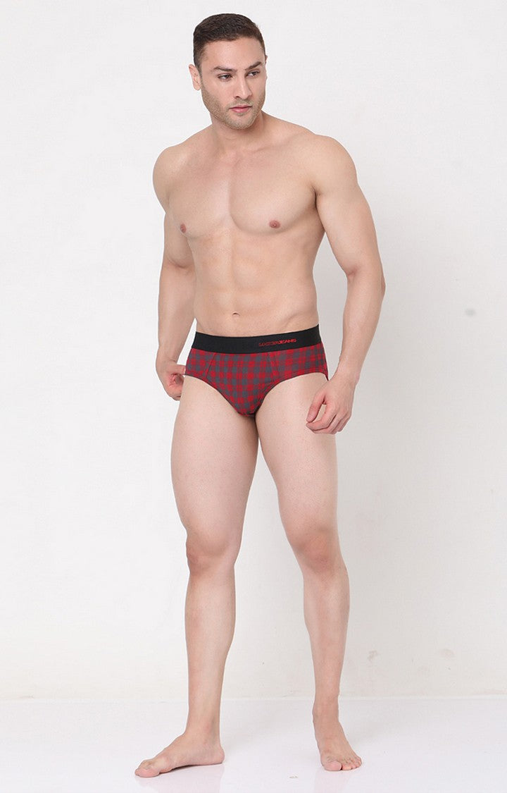 Underjeans By Spykar Men Maroon Solid Briefs