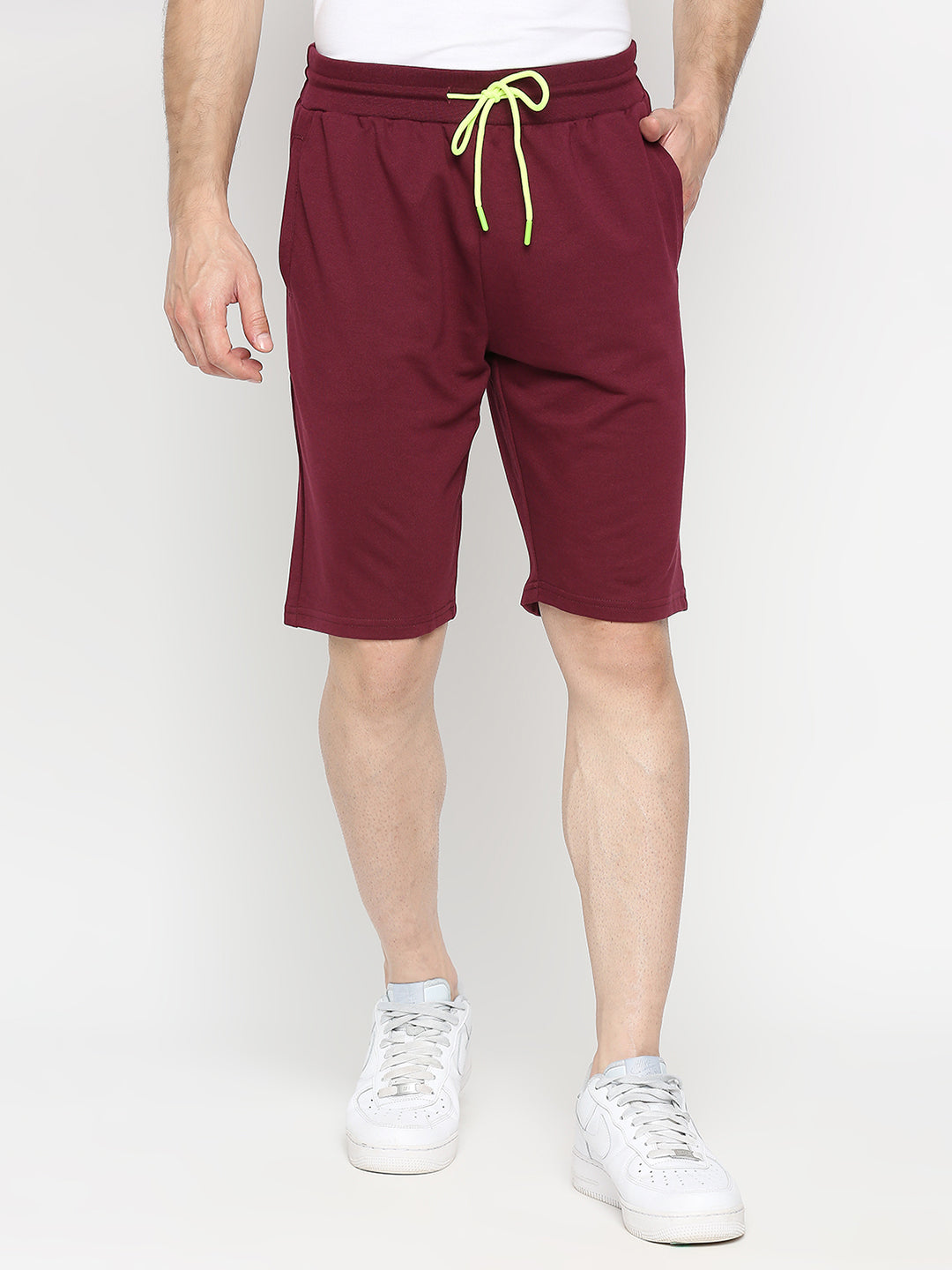 Men Wine Cotton Blend Shorts - Underjeans By Spykar