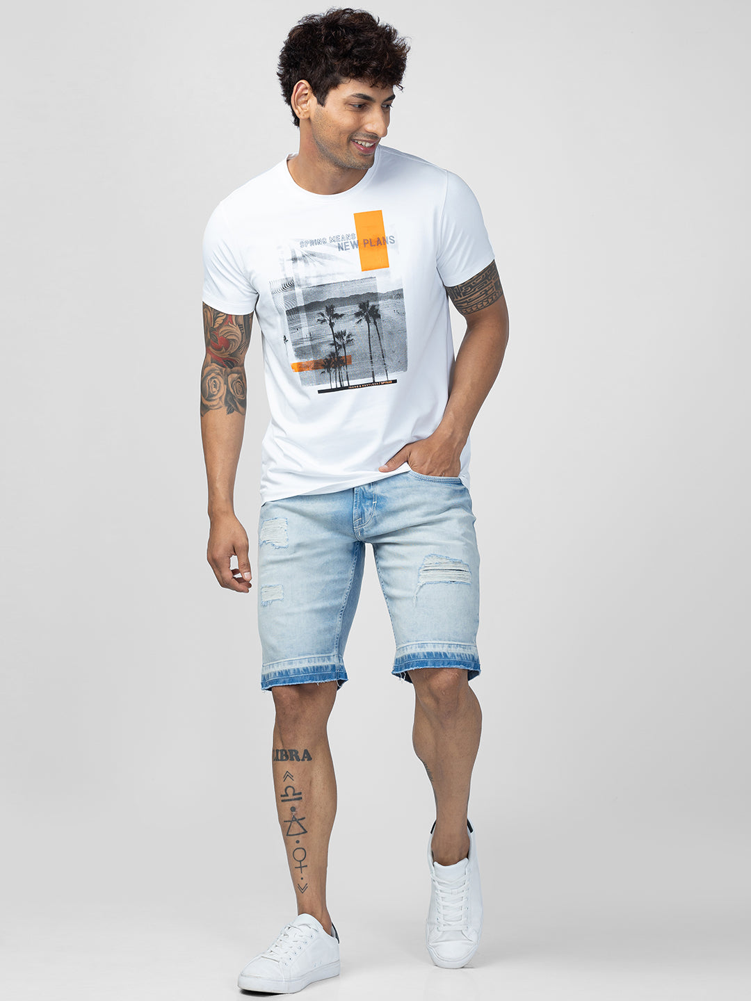 Spykar Men Light Blue Cotton Regular Fit Denim Shorts