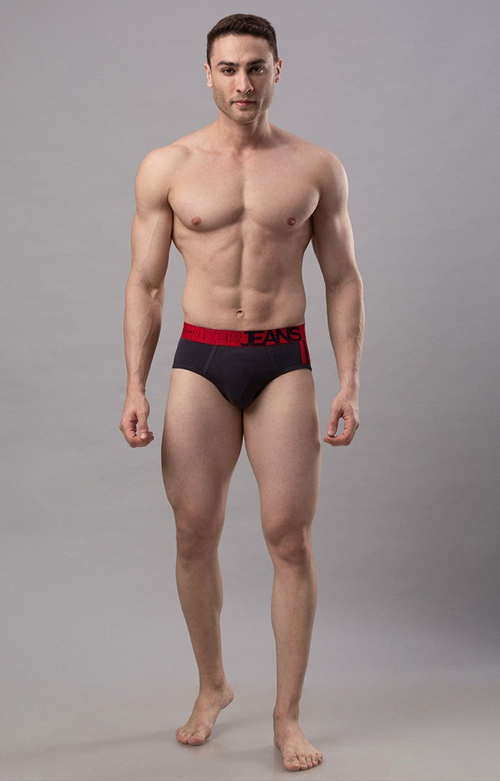 Underjeans By Spykar Gery Solid Briefs For Men