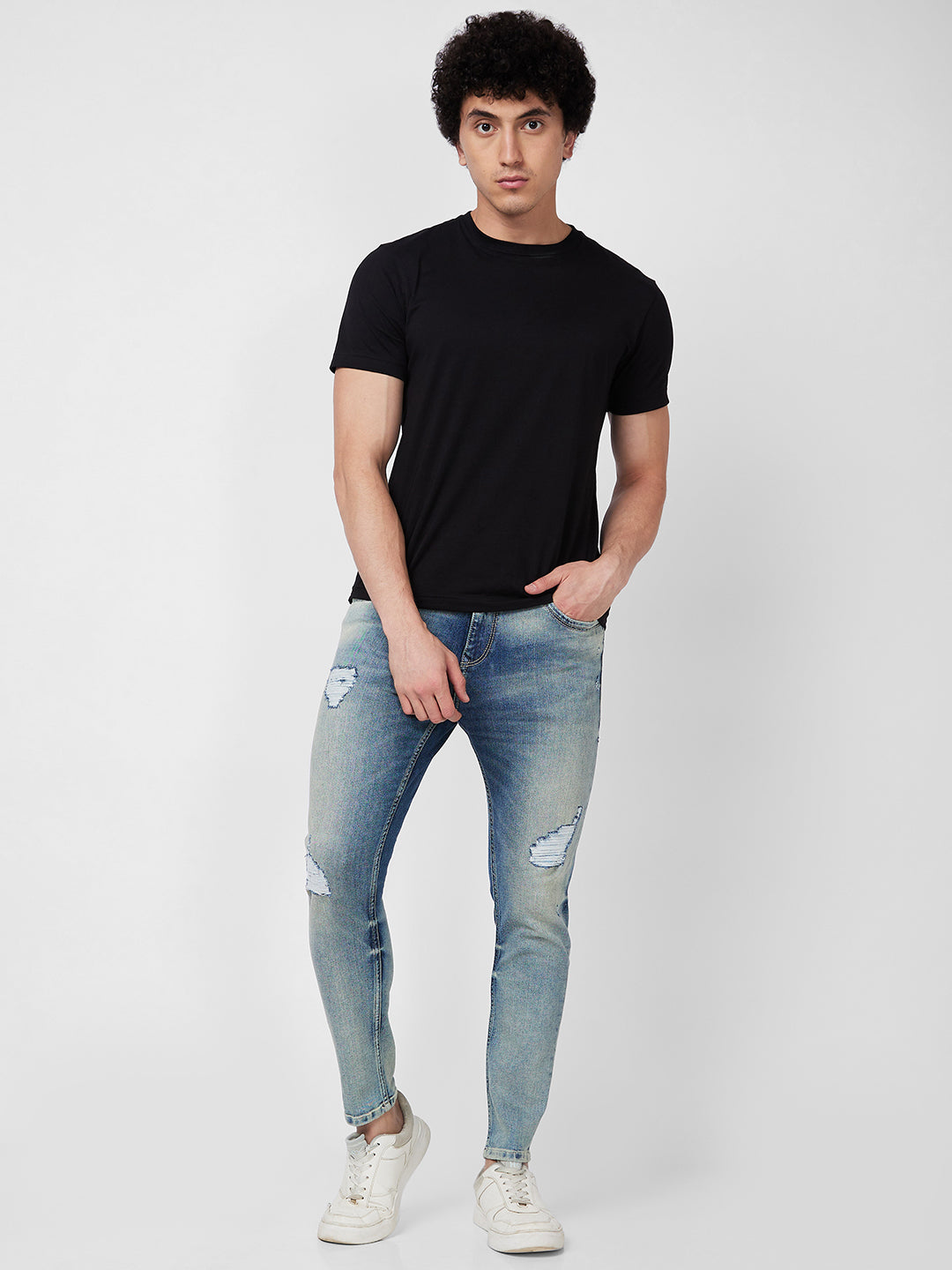 Spykar Mid Rise Tapered Fit Blue Jeans For Men