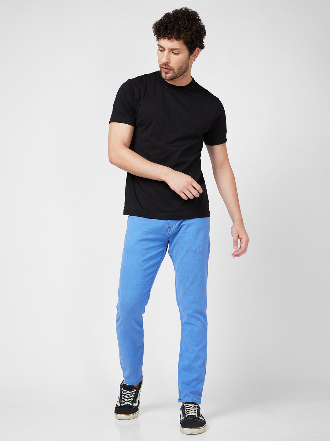 Spykar Mid Rise Slim Fit Tapered Length Blue Jeans For Men