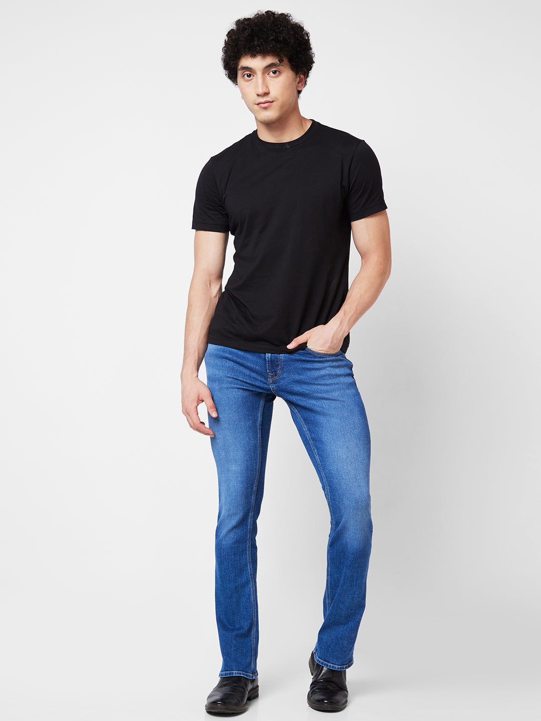 Spykar Mid Rise Bootcut  Blue Jeans For Men