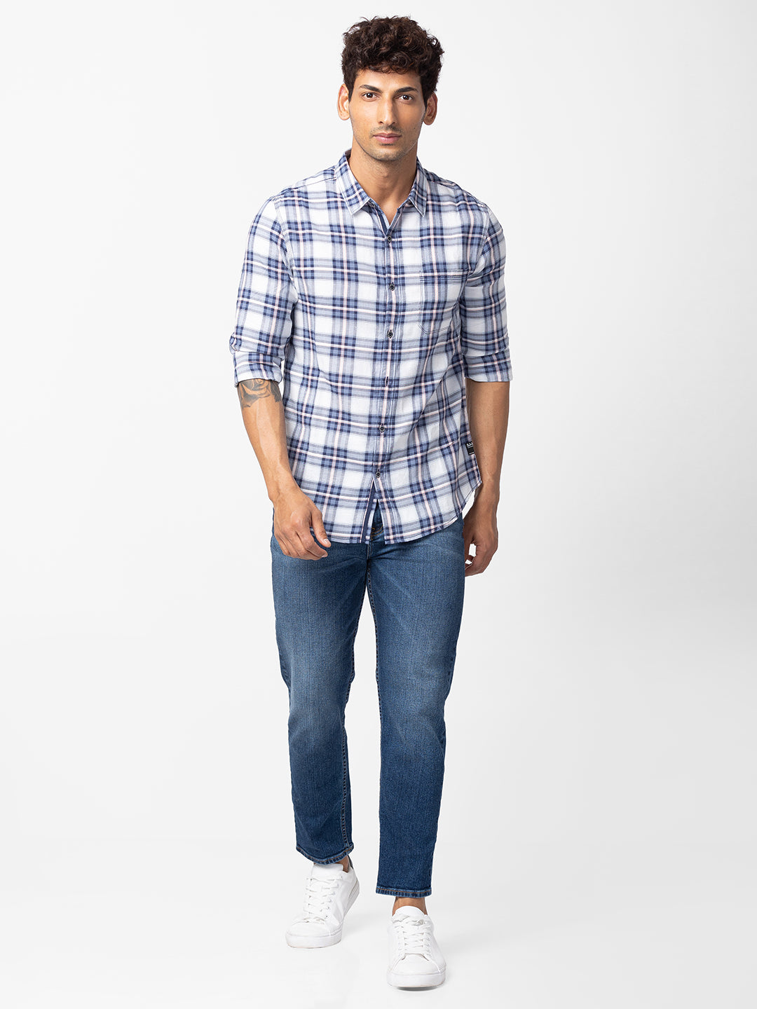 Spykar Men Navy Blue Cotton Slim Fit Checkered Shirt