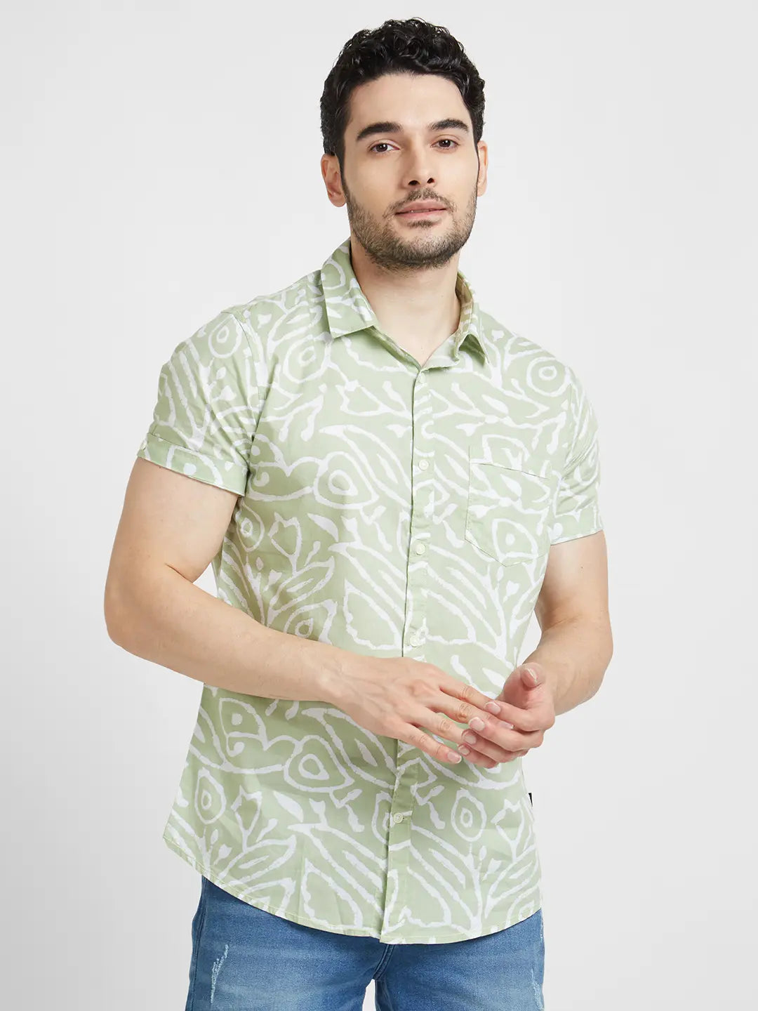 Spykar Men Dusty Green Cotton Regular Slim Fit Half Sleeve Printed Shirt