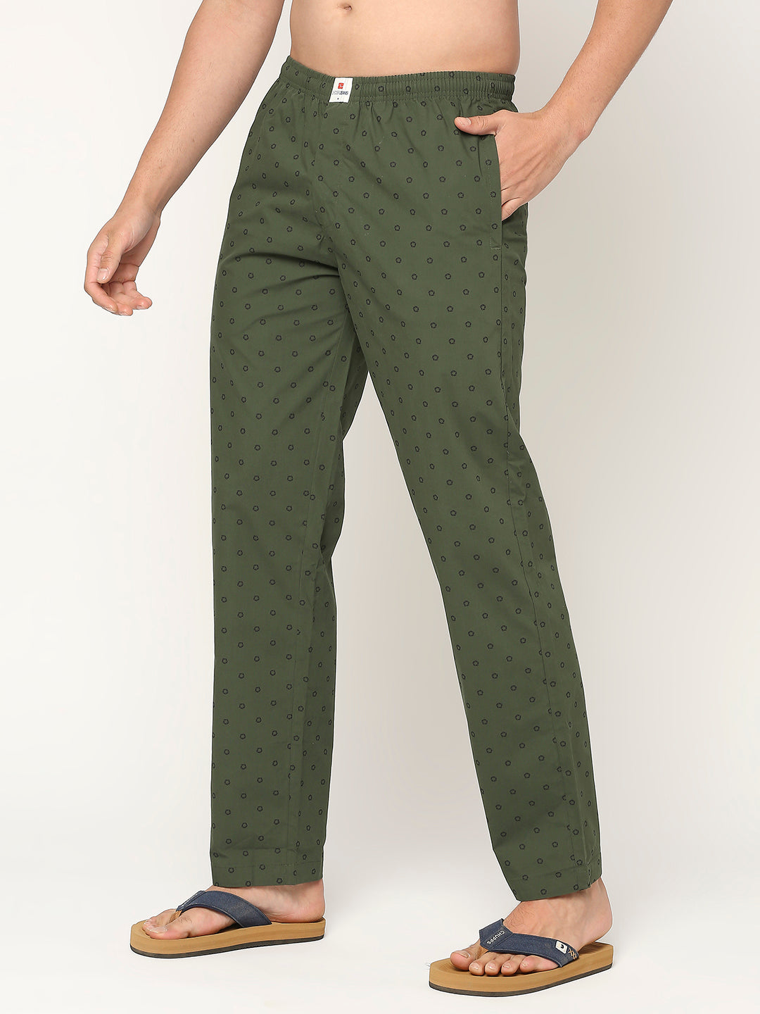 Men Cotton Printed Bottle Green Pyjama- Underjeans By Spykar