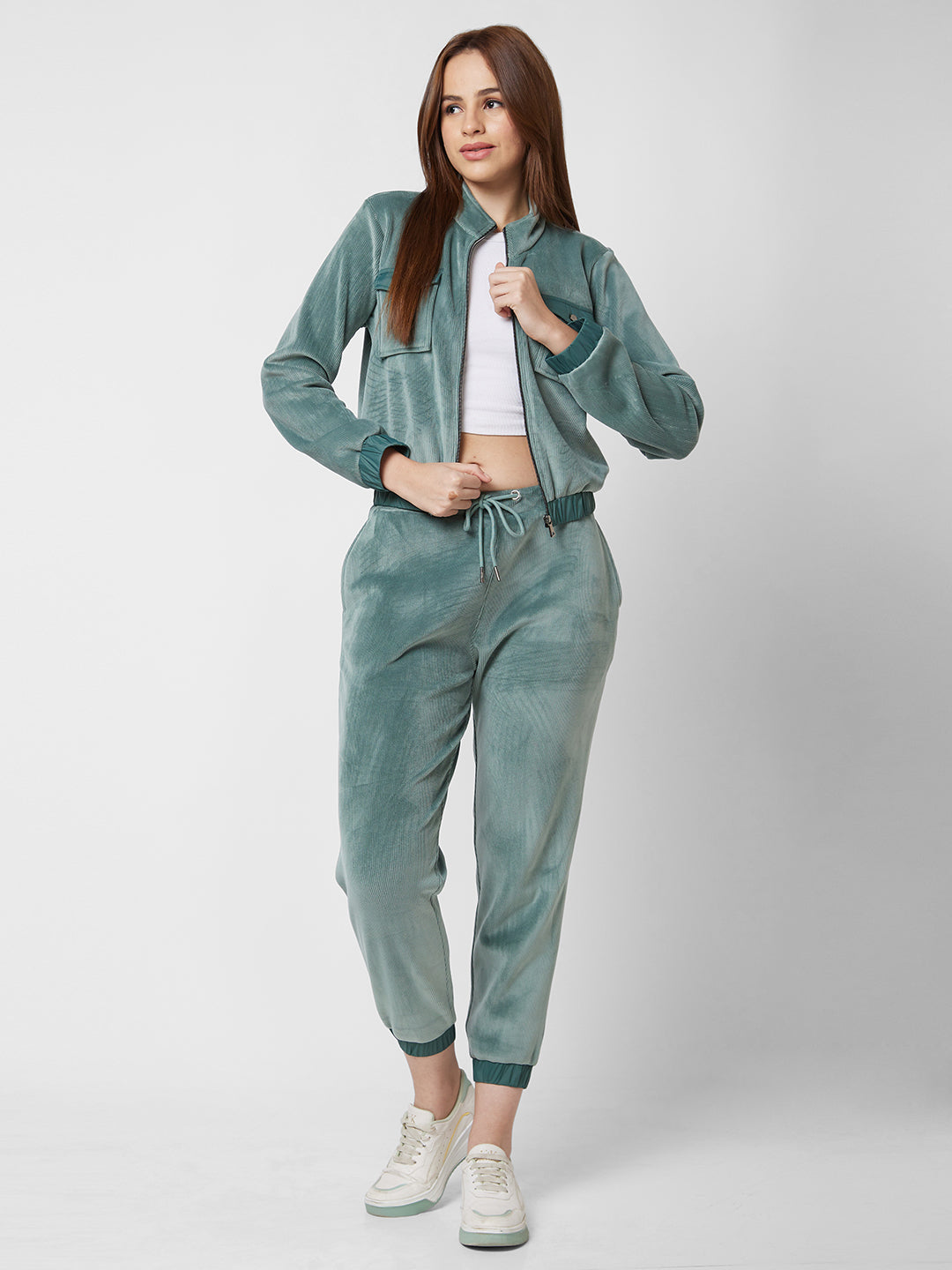 Spykar Mid Rise Jogger Fit Ankle Length Green Joggers Trackpant For Women