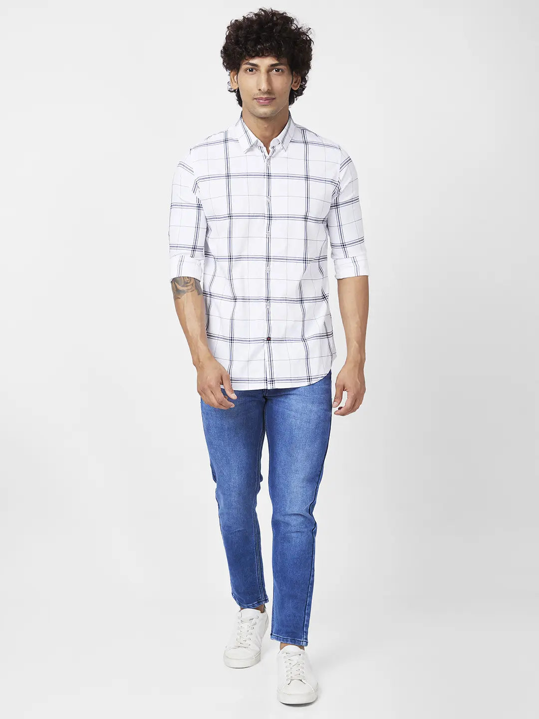Spykar Men White Cotton Regular Slim Fit Full Sleeve Casual Checkered Shirt
