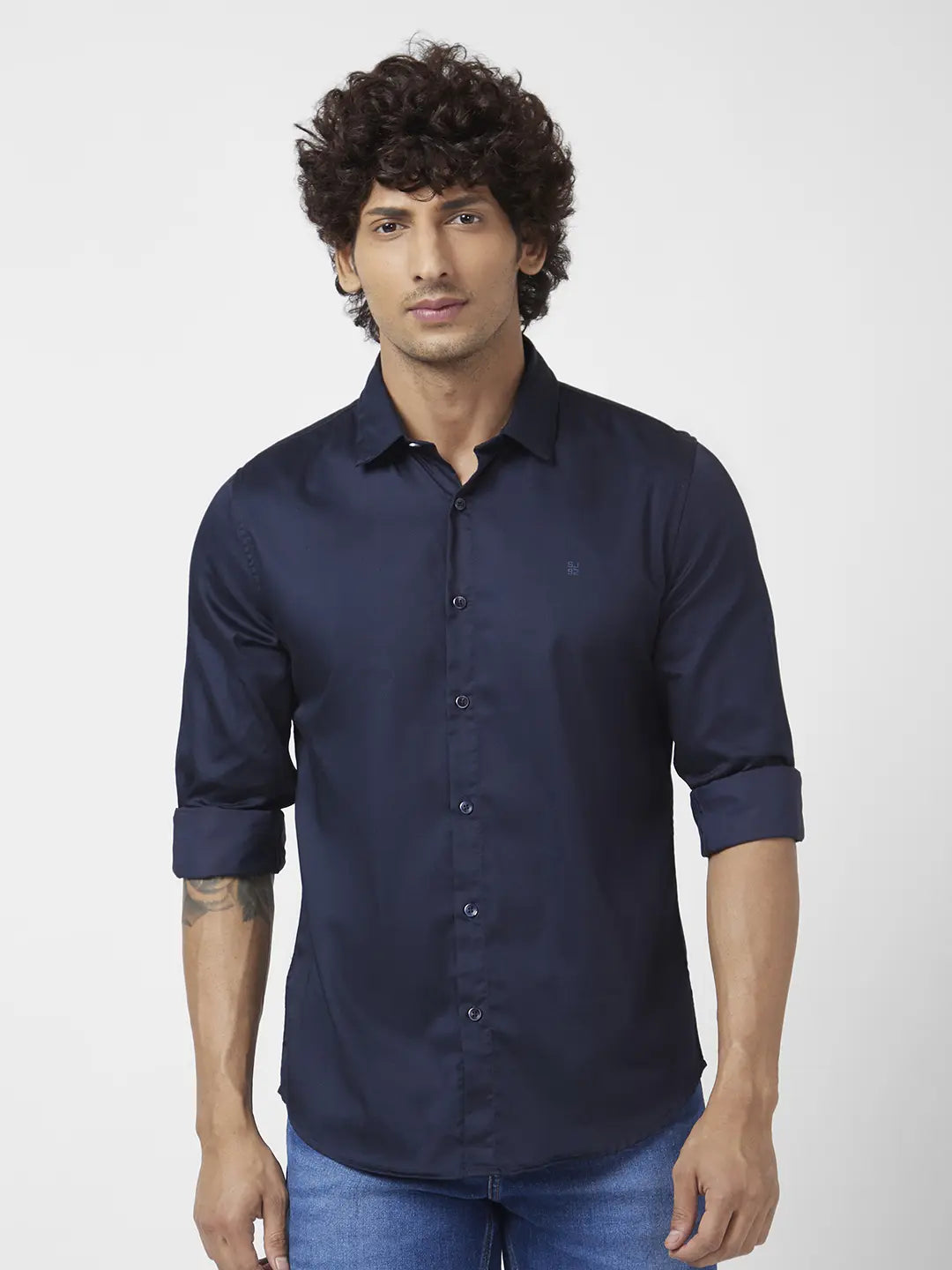 Spykar Men Midnight Blue Dyed Regular Slim Fit Full Sleeve Plain Shirt