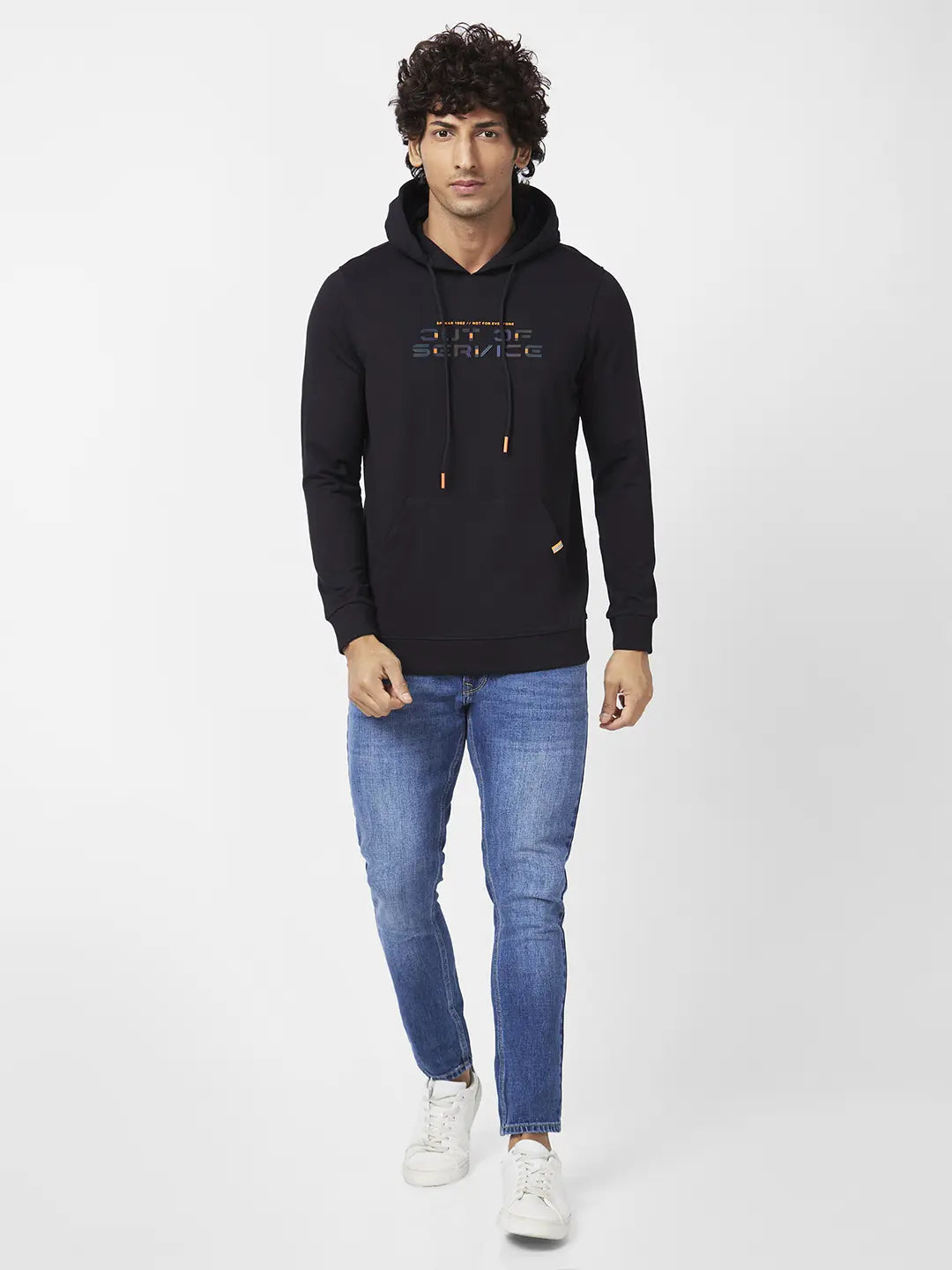 Spykar Men Black Blended Regular Fit Full Sleeve Hooded Plain Sweatshirt