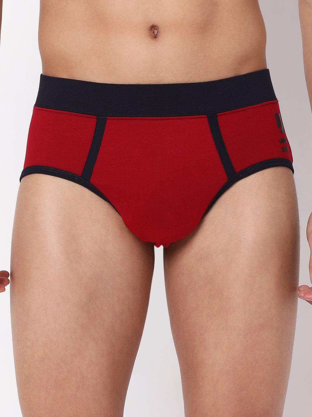 Men Cotton Blend Maroon Brief- Underjeans By Spykar