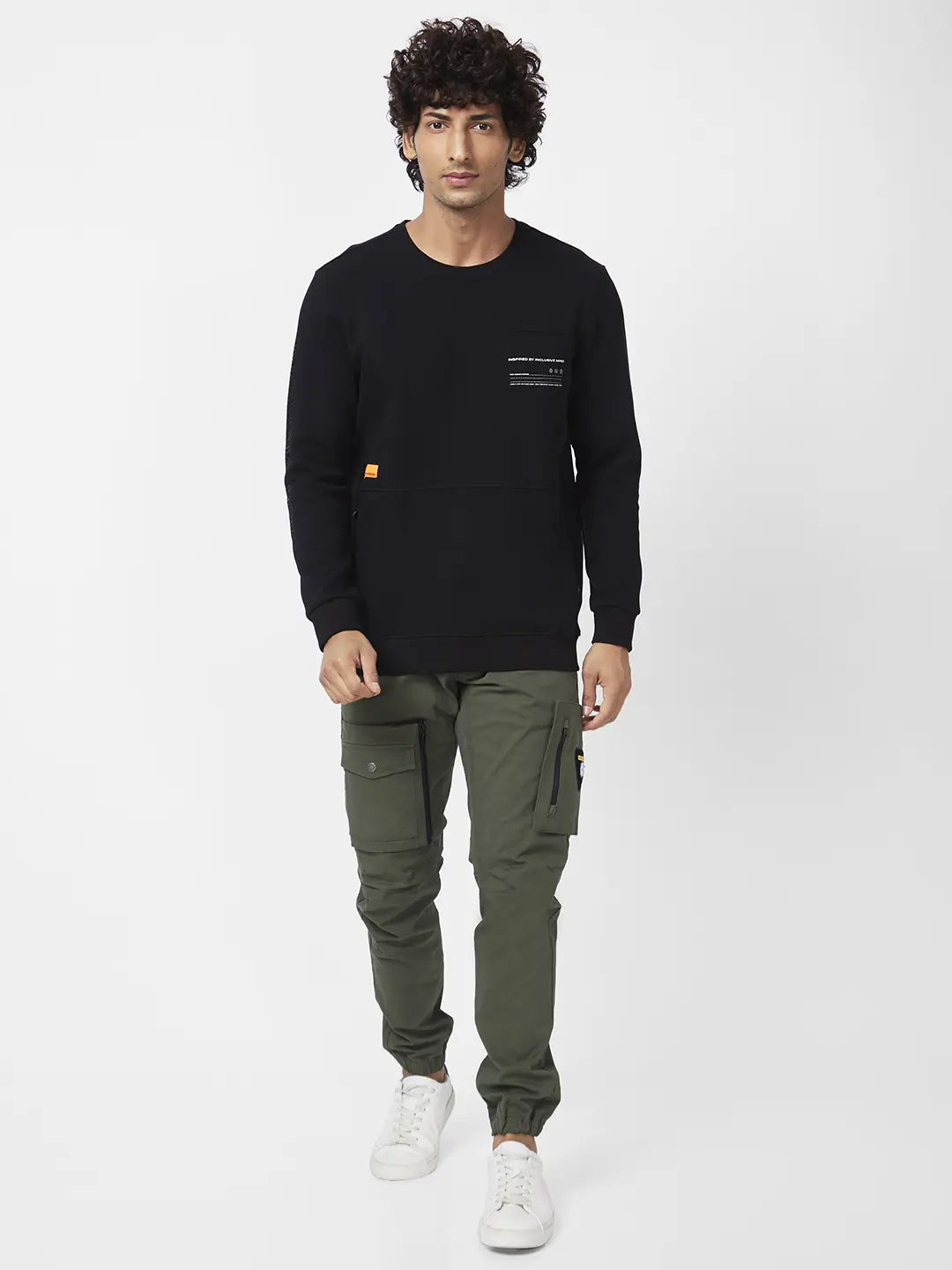 Spykar Men Black Blended Slim Fit Full Sleeve Round Neck Plain Sweatshirt