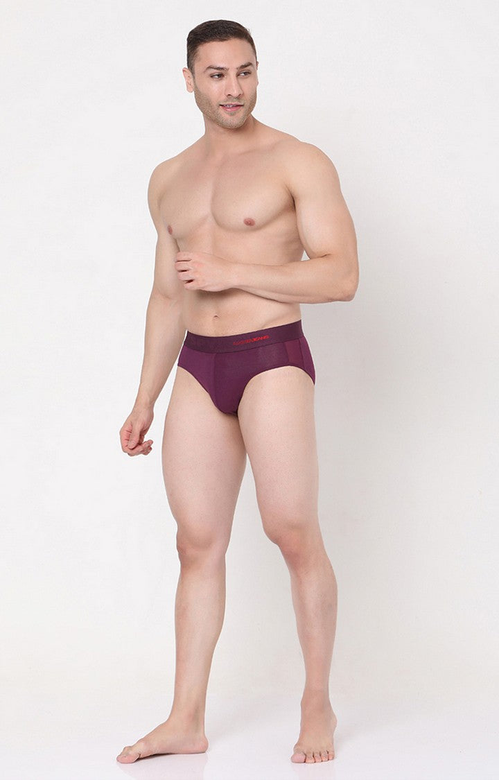 Underjeans By Spykar Purple Solid Briefs For Men
