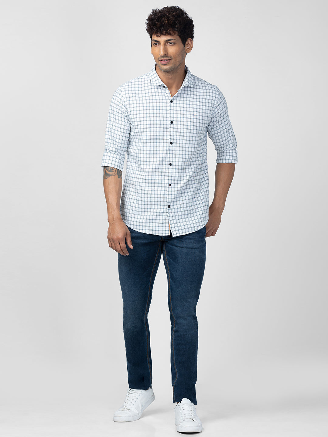 Spykar Men White Cotton Regular Slim Fit Checkered Shirt