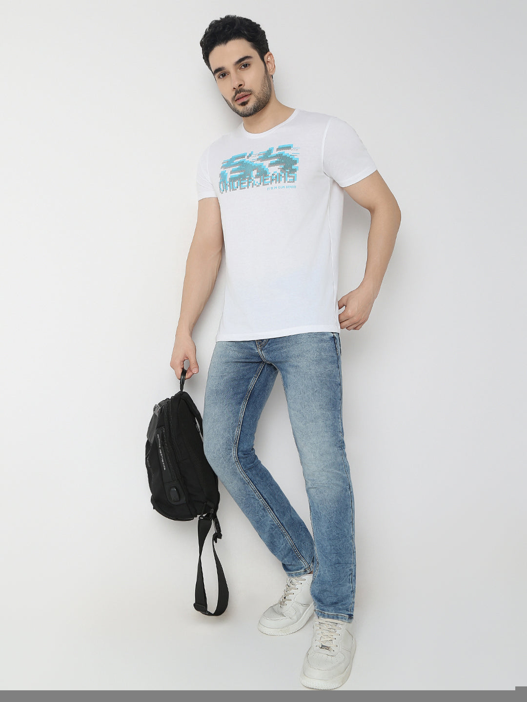 Underjeans by Spykar Men Premium White T-Shirt