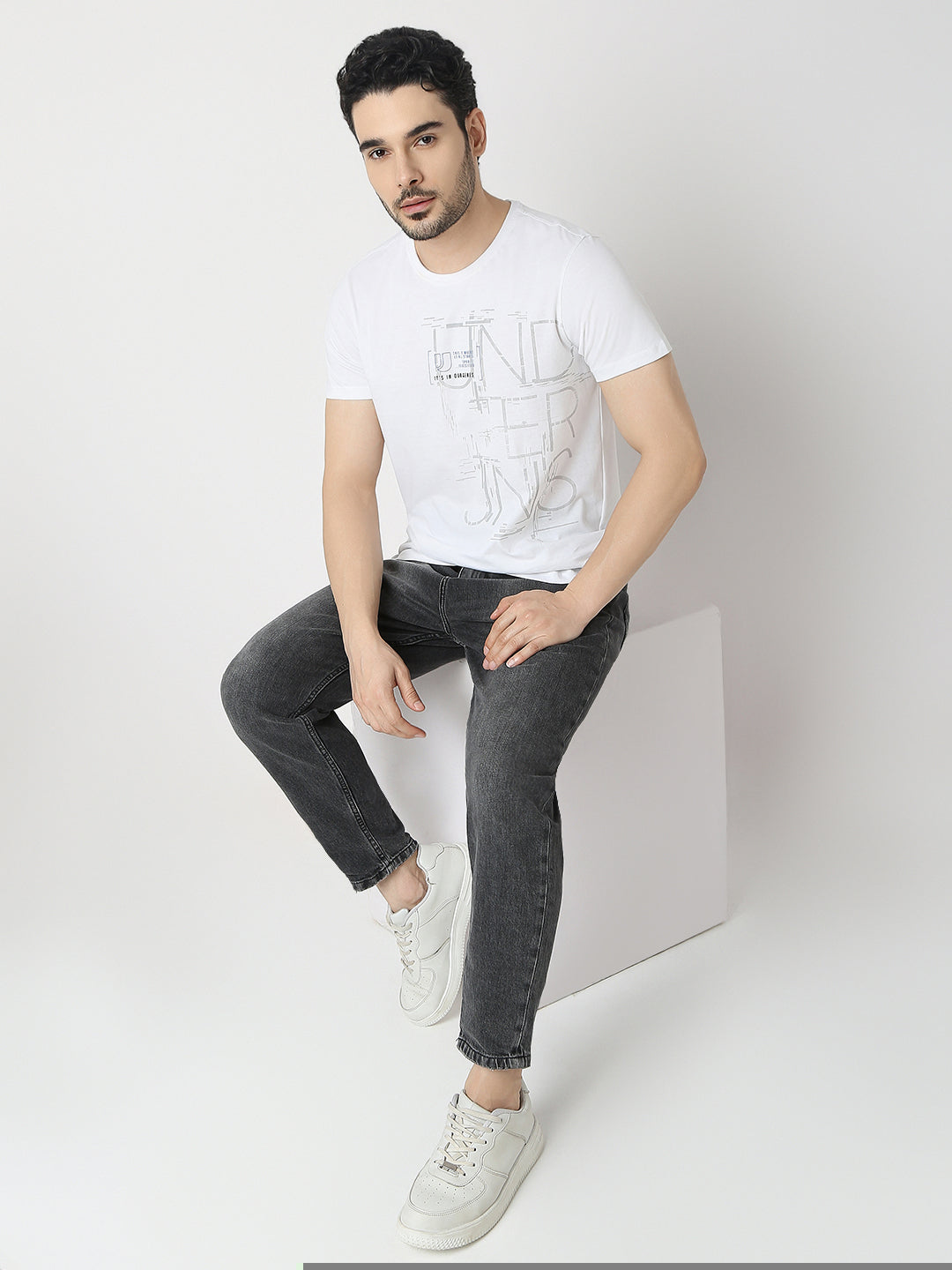 Underjeans by Spykar Men Premium White T-Shirt