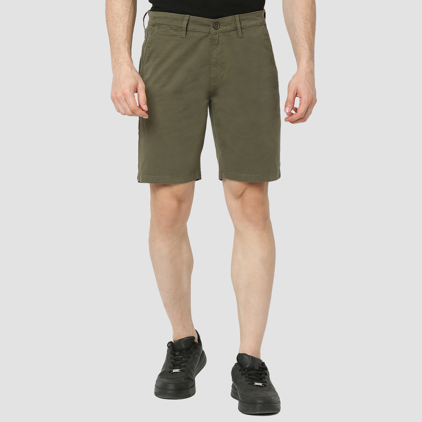 Men Shorts Straight Fit Green Mid Rise