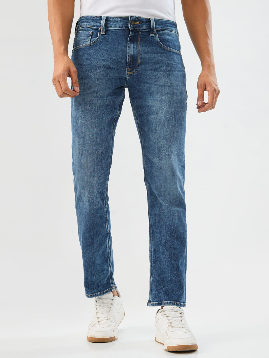 Spykar Mid Blue Comfort Fit Mid Rise Jeans For Men