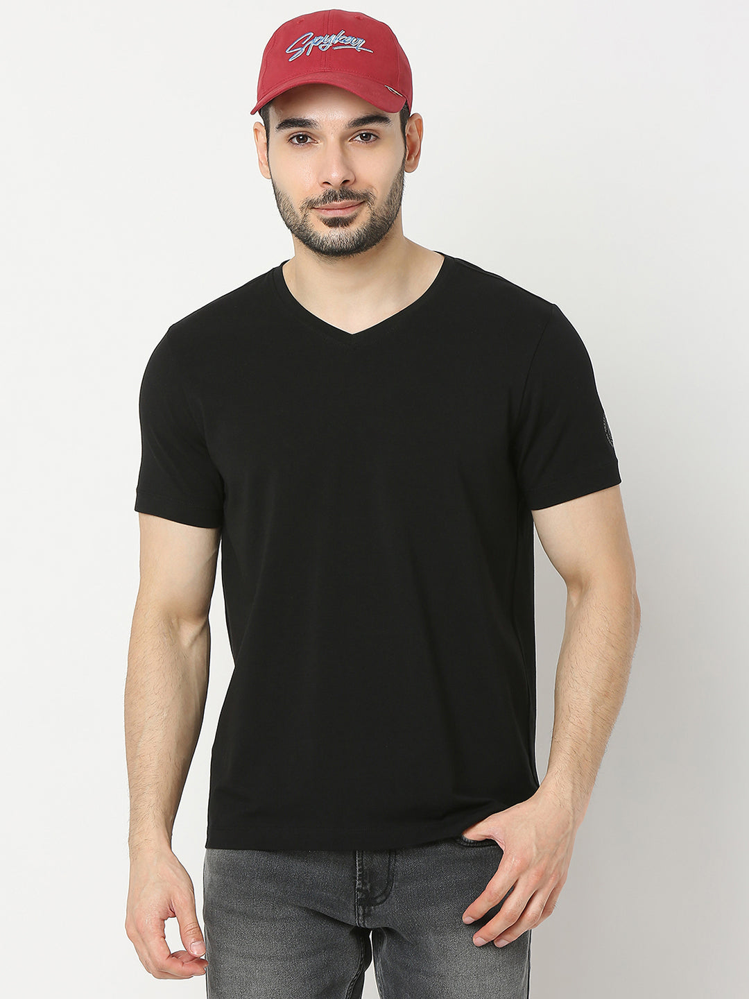 Men Maroon & Blue Solid Cap