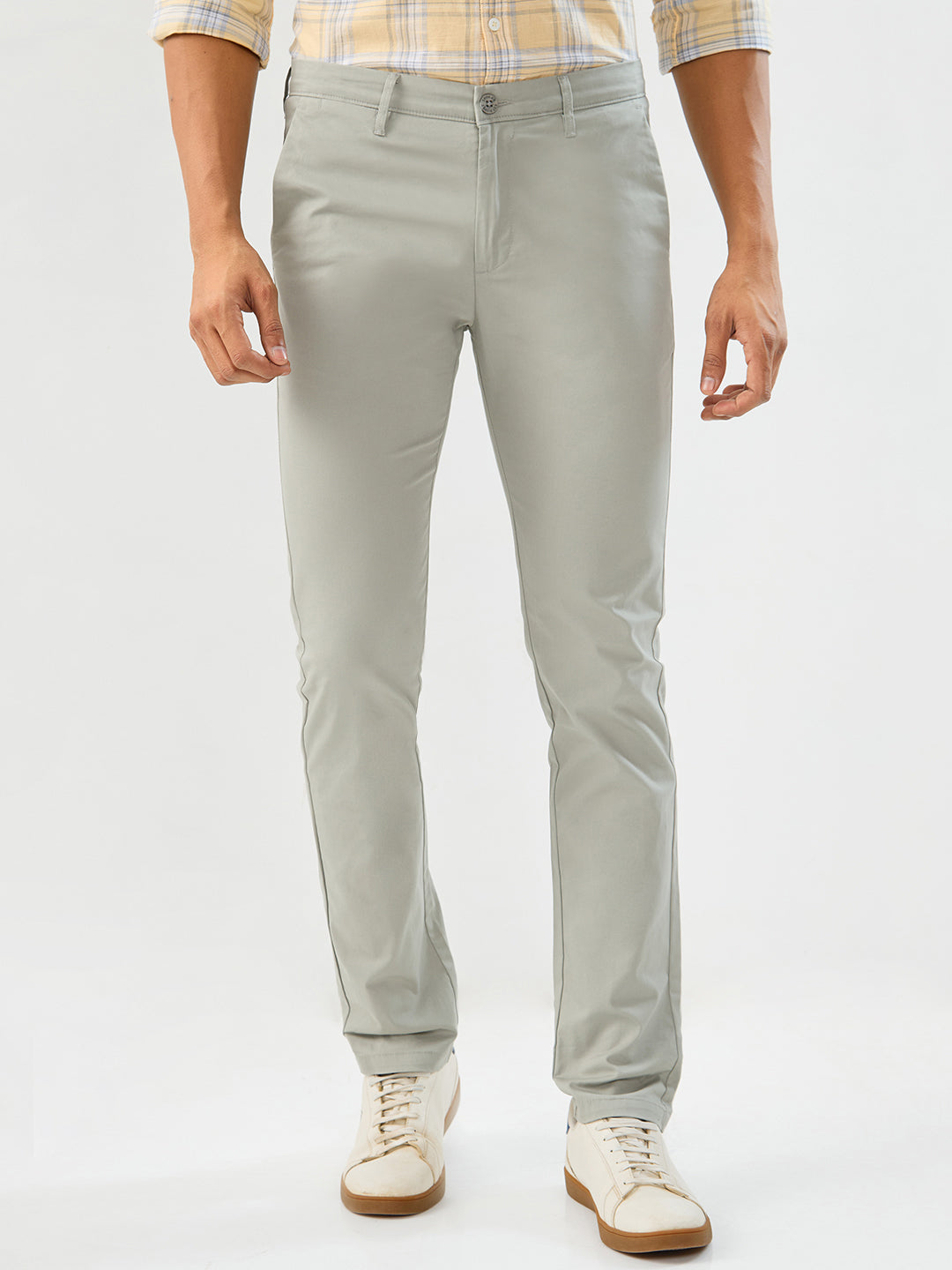 Men Trouser Slim Fit Green Mid Rise