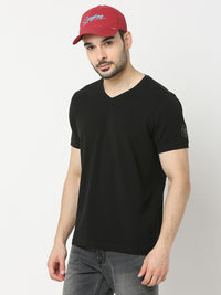 Men Maroon & Blue Solid Cap