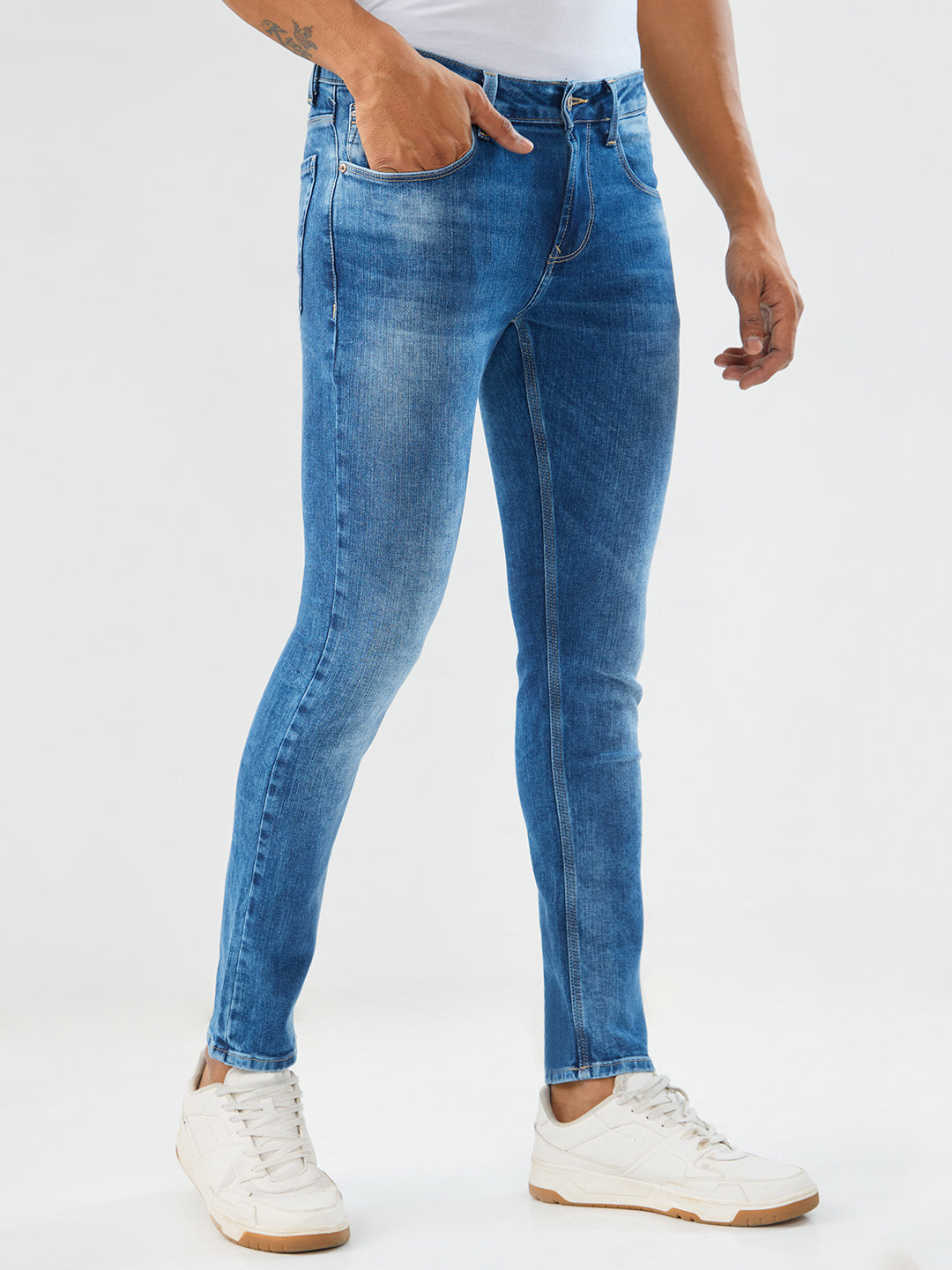 Spykar Mid Blue Slim Fit Low Rise Jeans For Men