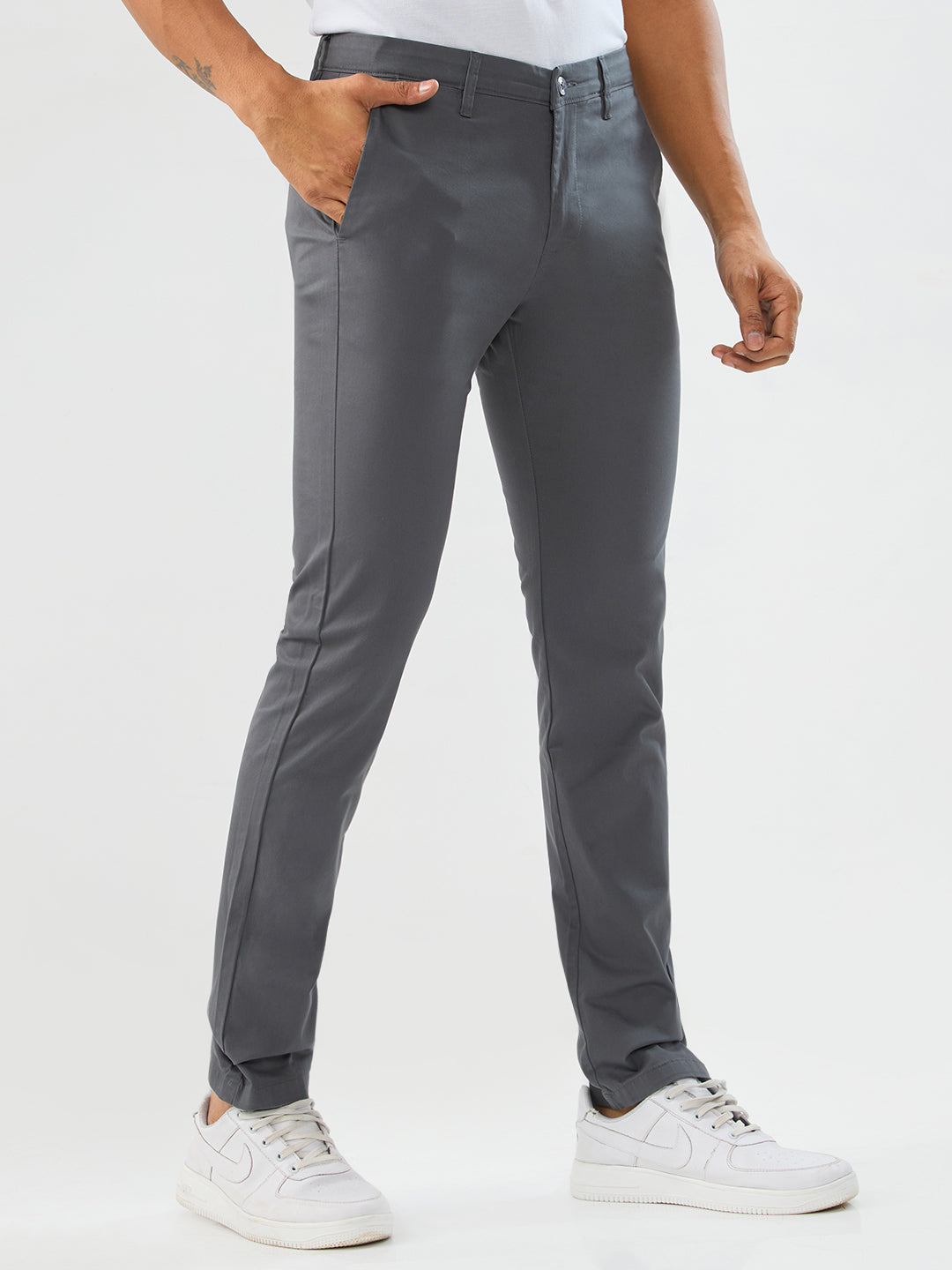 Spykar Dark Grey Slim Fit Mid Rise Trousers For Men