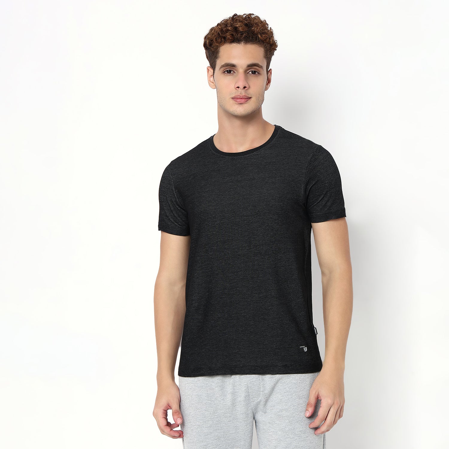 UnderJeans by Spykar Men Basic Dark Denim Black Slim Fit T-Shirts