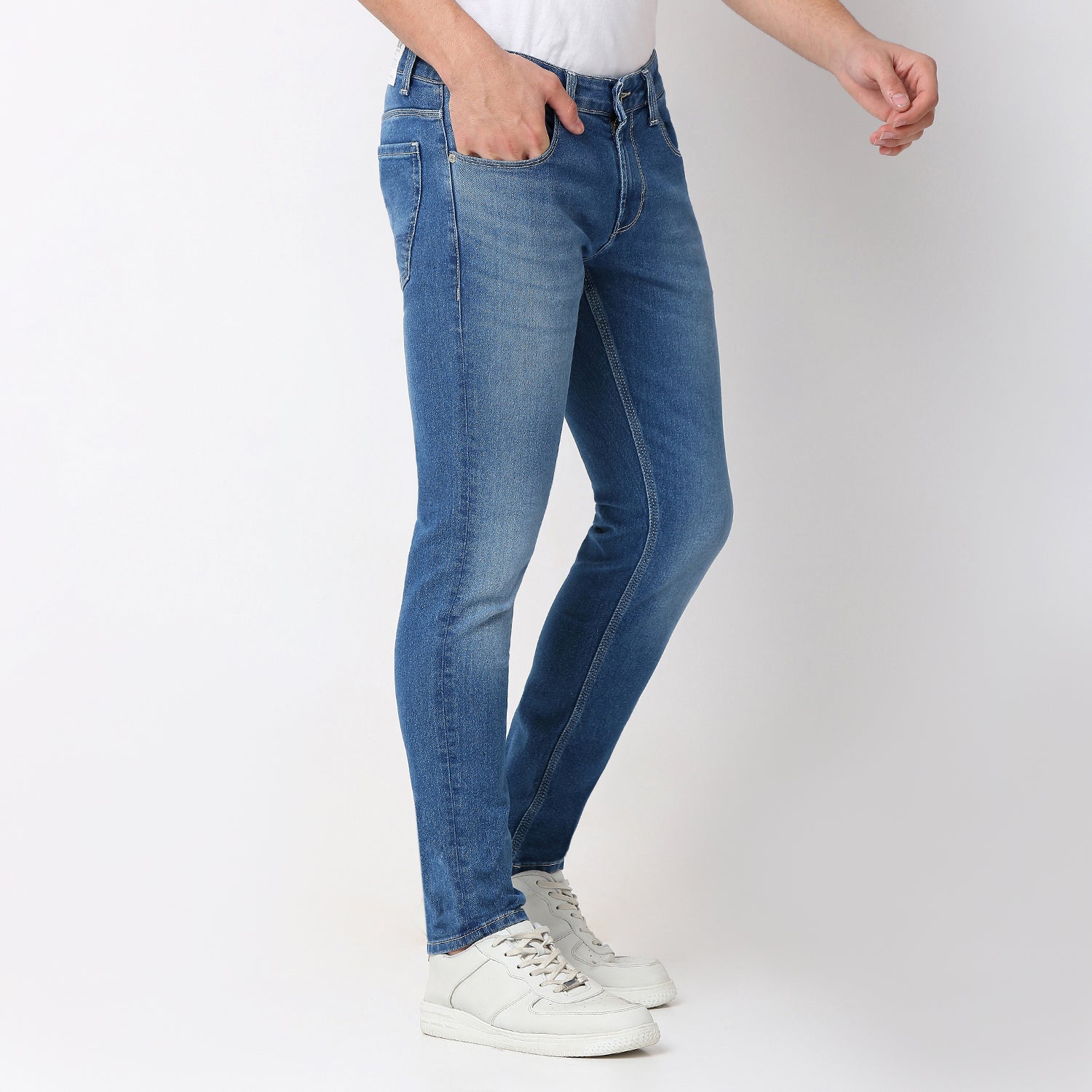 Spykar Blue Slim Fit Low Rise Jeans For Men