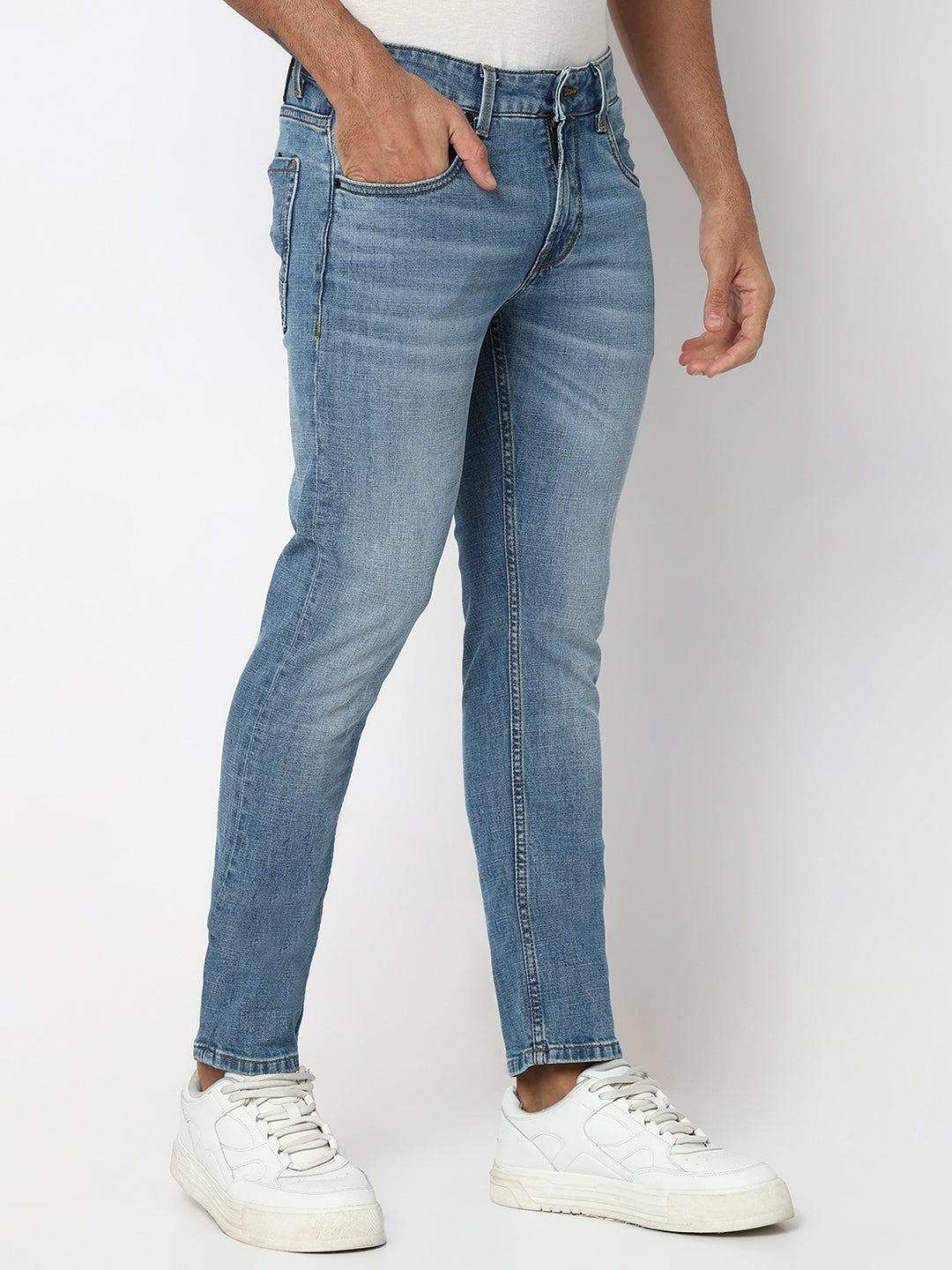 Spykar Mid Blue Low Rise Slim Fit Casual Jeans For Men