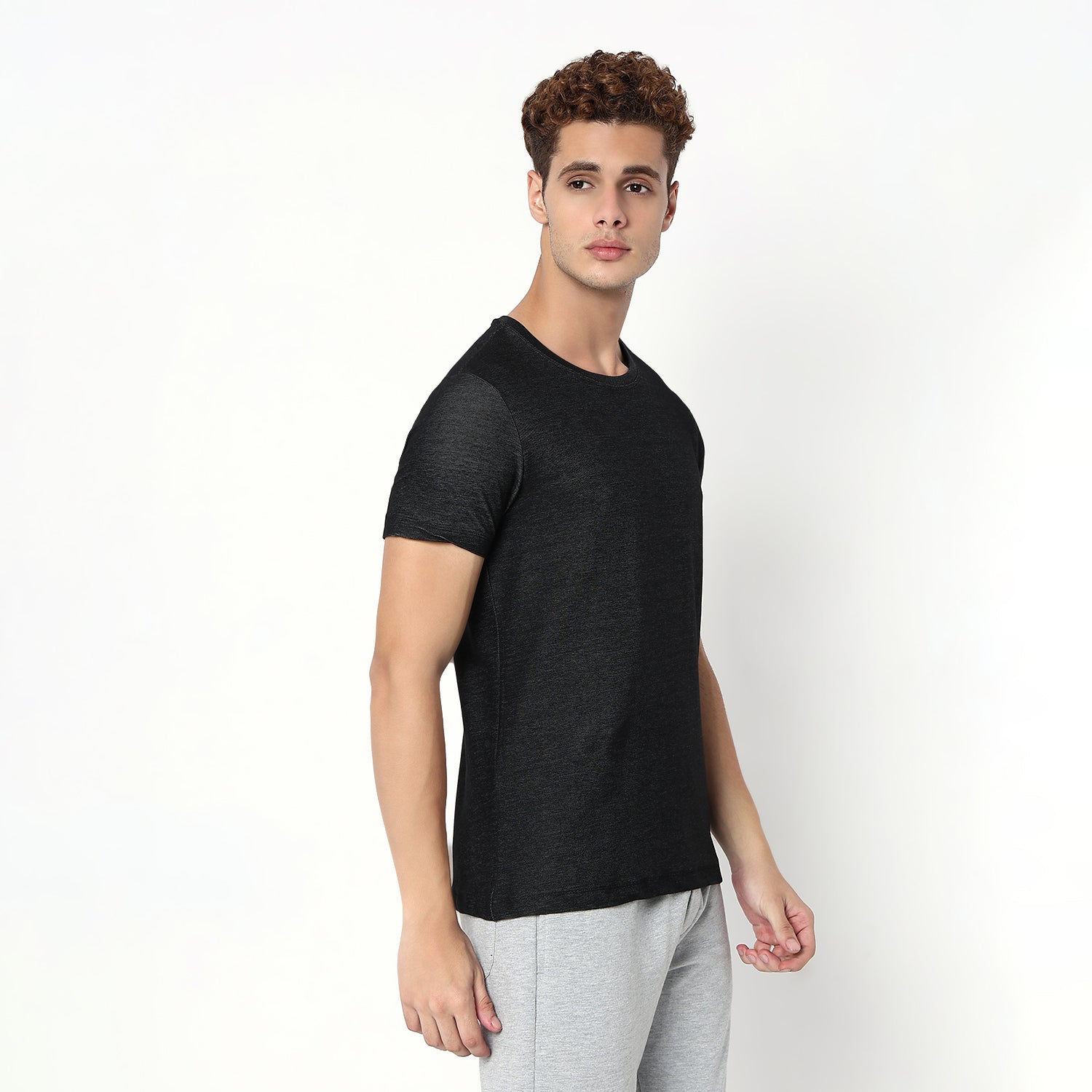 UnderJeans by Spykar Men Basic Dark Denim Black Slim Fit T-Shirts