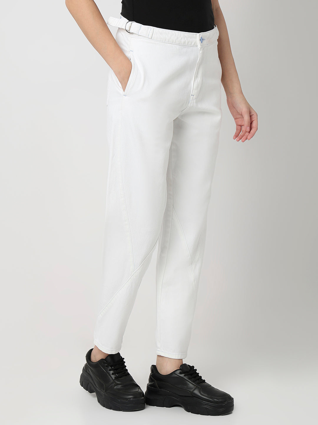 Spykar White Mid Rise Mom Fit Casual Jeans For Women