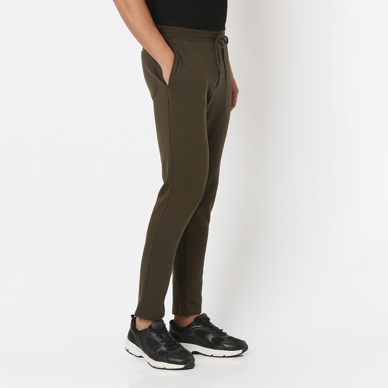 UnderJeans by Spykar Men Basic Military Green Lounge Pants