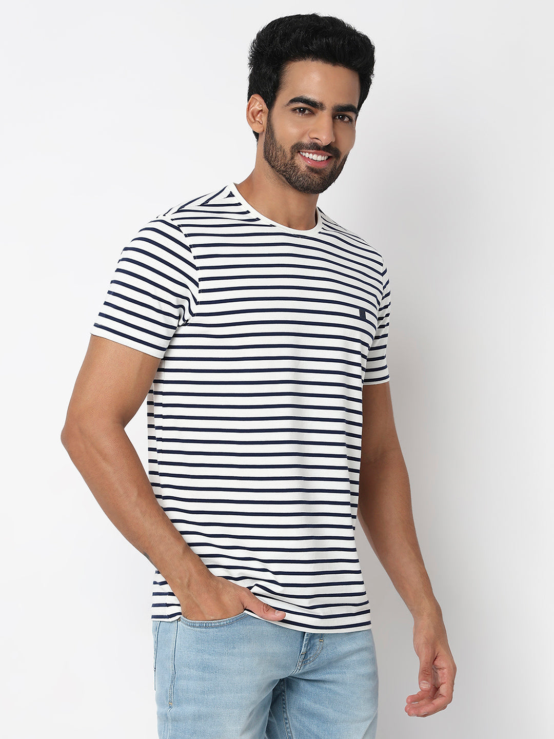 Spykar Navy Blue Slim Fit Casual T-Shirts For Men